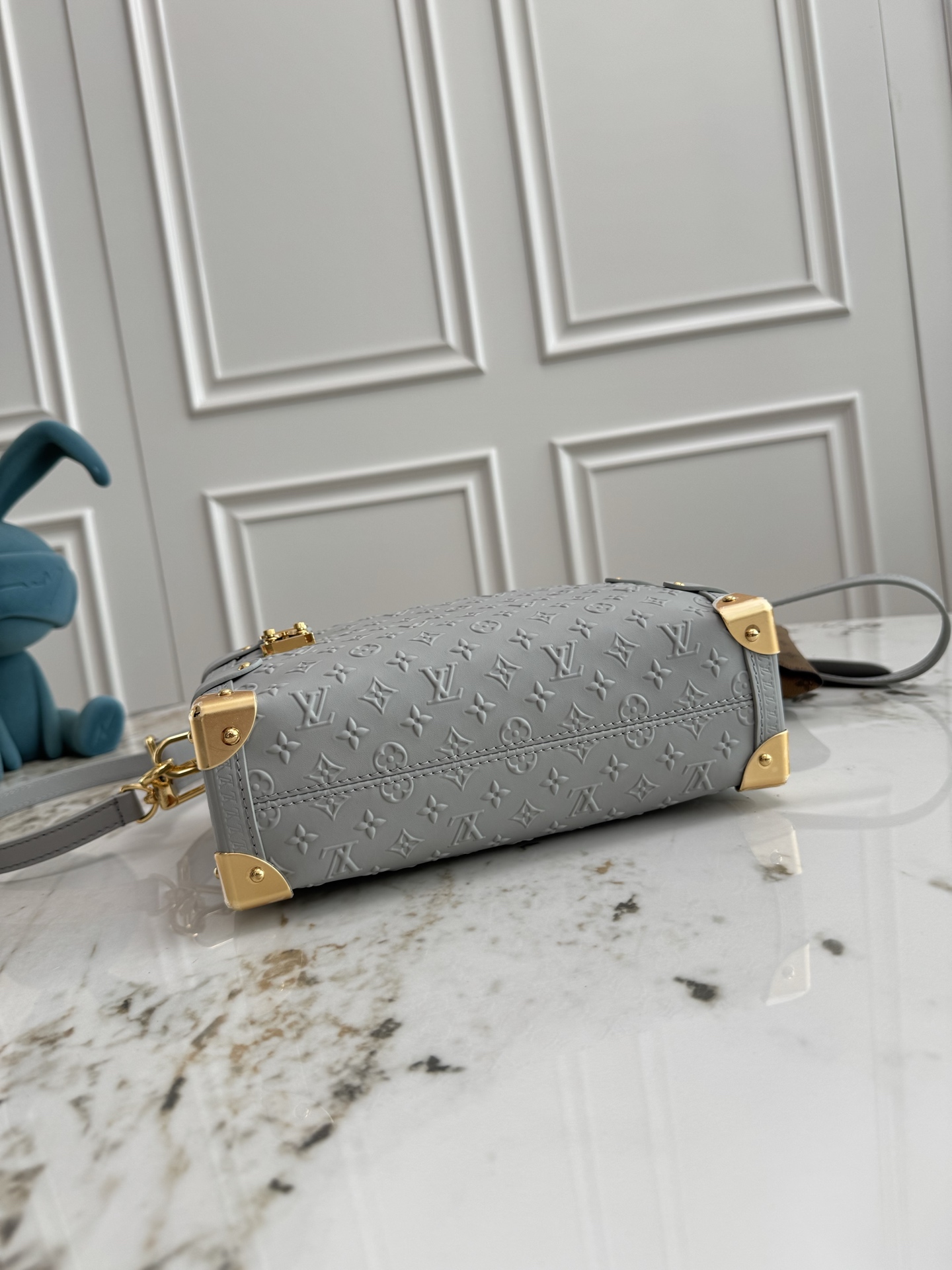 Louis Vuitton Side Trunk Medium Handbag - Image 4