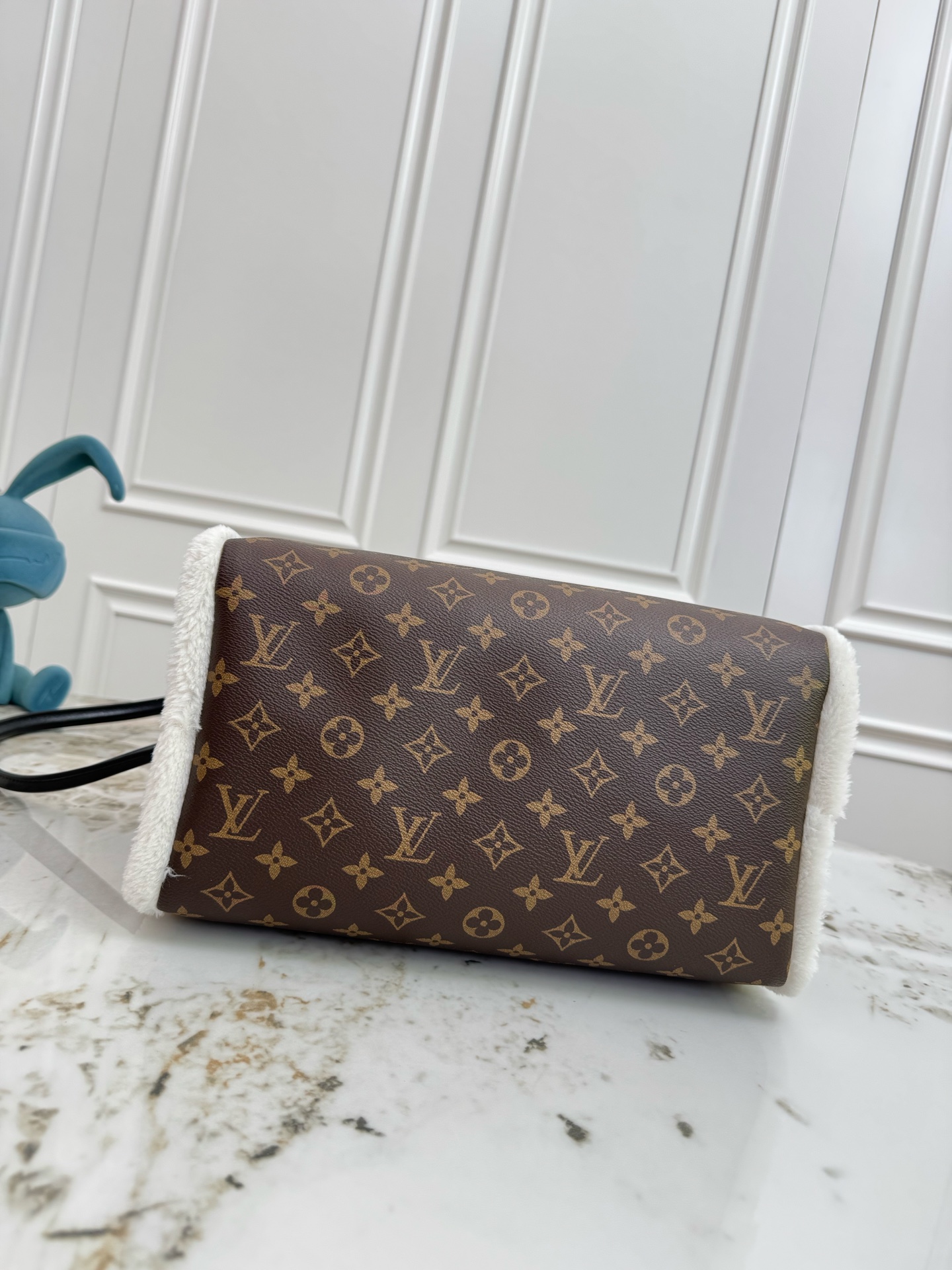 Louis Vuitton Speedy Soft 30 Teddy Handbag - Image 4