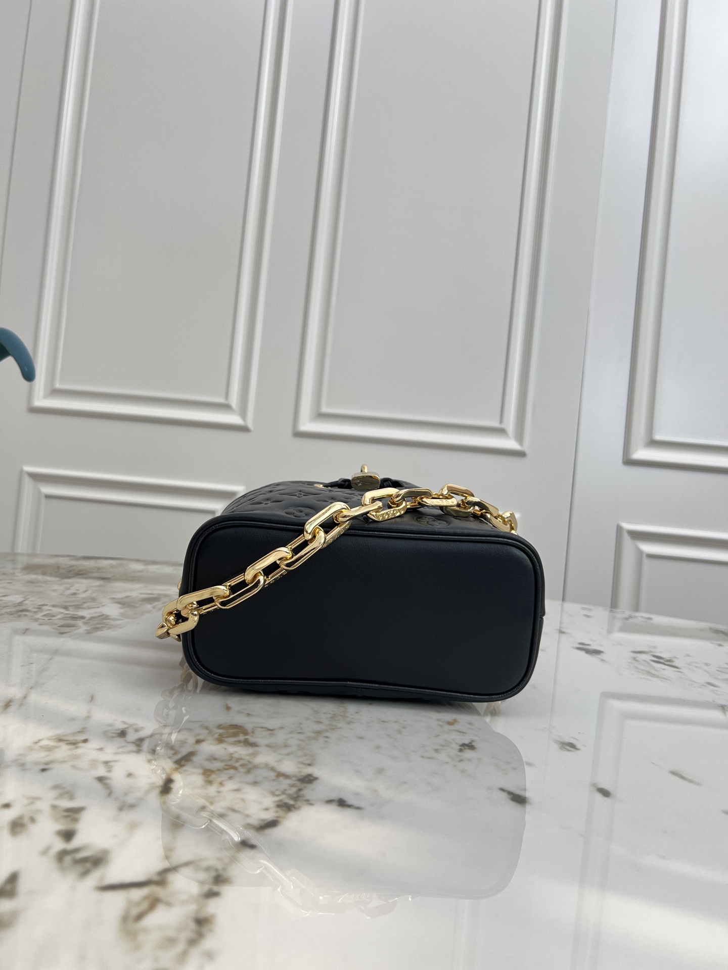 Louis Vuitton Coussin Monogram Leather Bucket Bag - Image 4