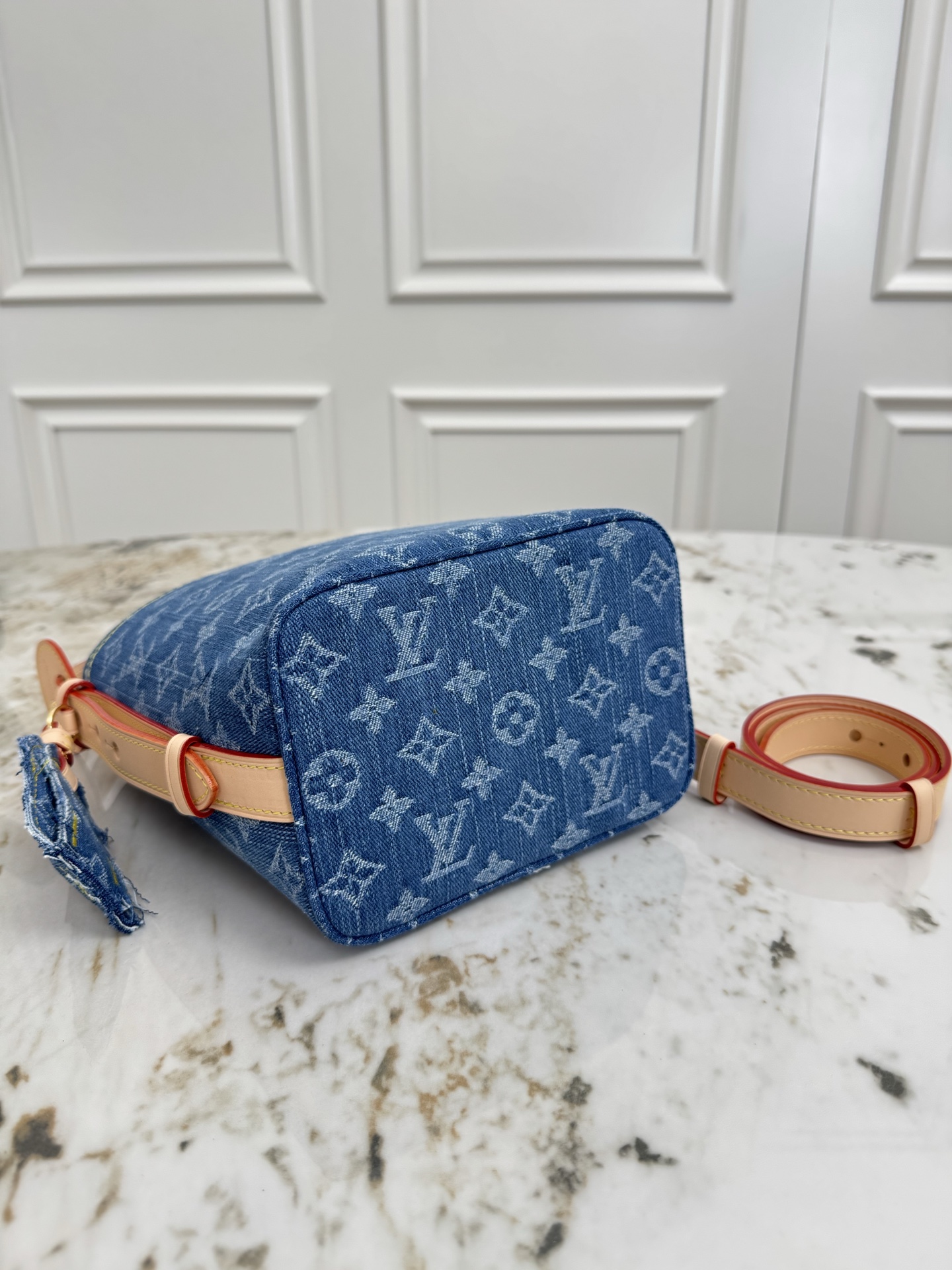 Louis Vuitton All In BB Denim Bucket Bag, M27626 / 28107 - Image 4