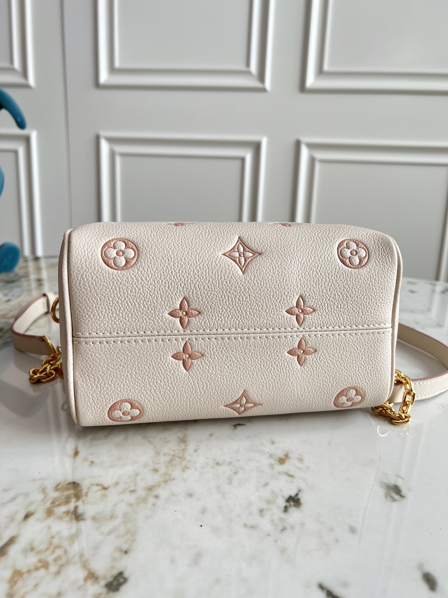 Louis Vuitton Speedy Bandouliere 20 Handbag in Monogram Empreinte Leather - Image 4