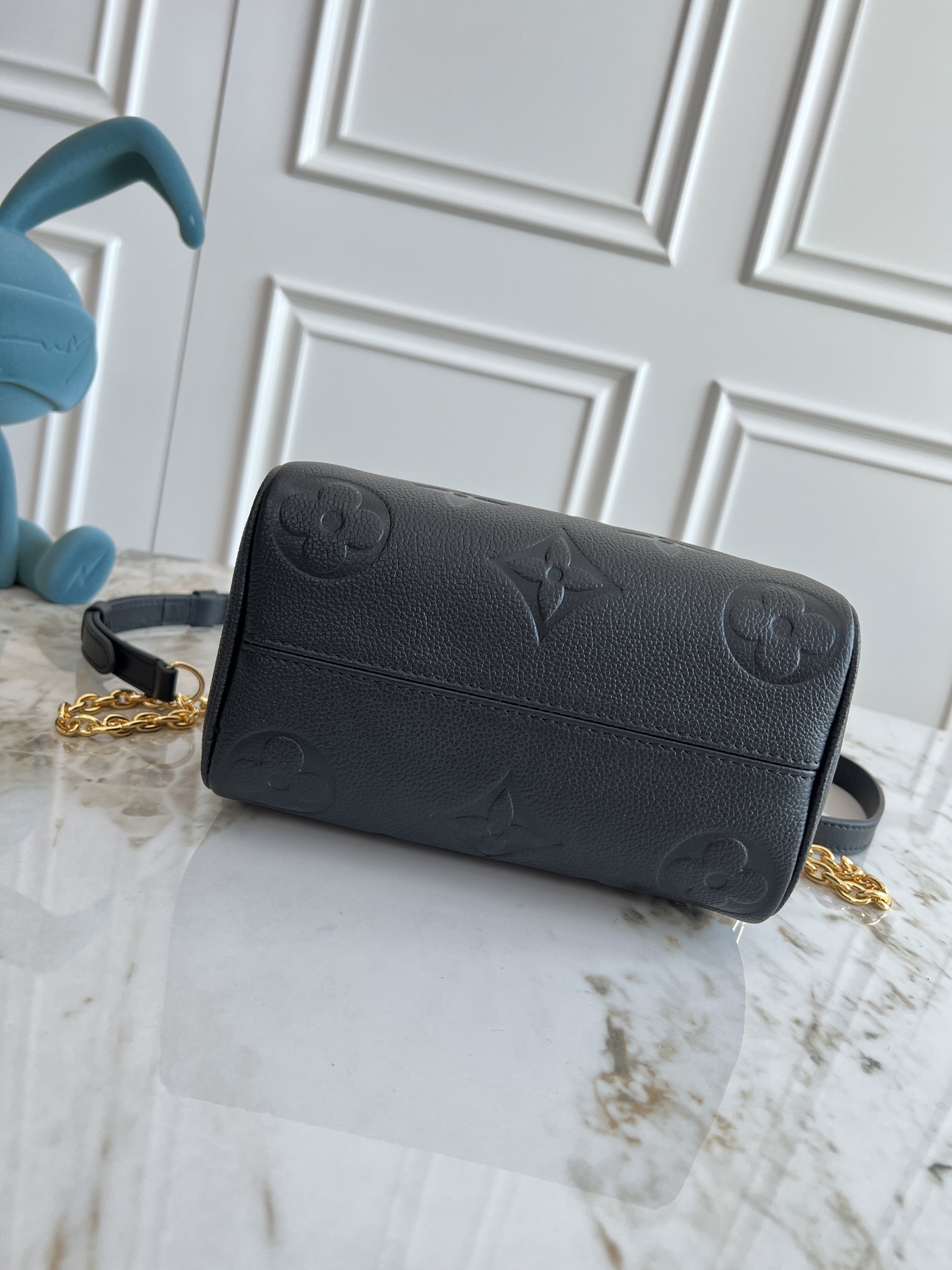 Louis Vuitton Speedy Bandoulière 20 Handbag in Monogram Empreinte Leather - Image 4