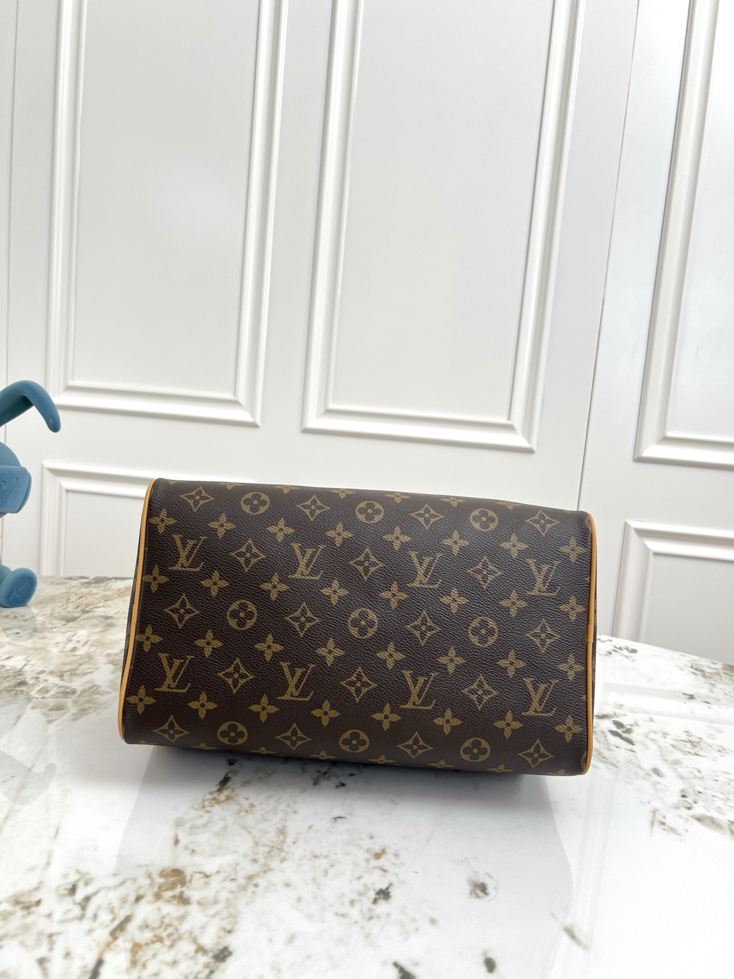 Louis Vuitton Speedy Soft 30 Monogram Canvas Handbag - Image 4