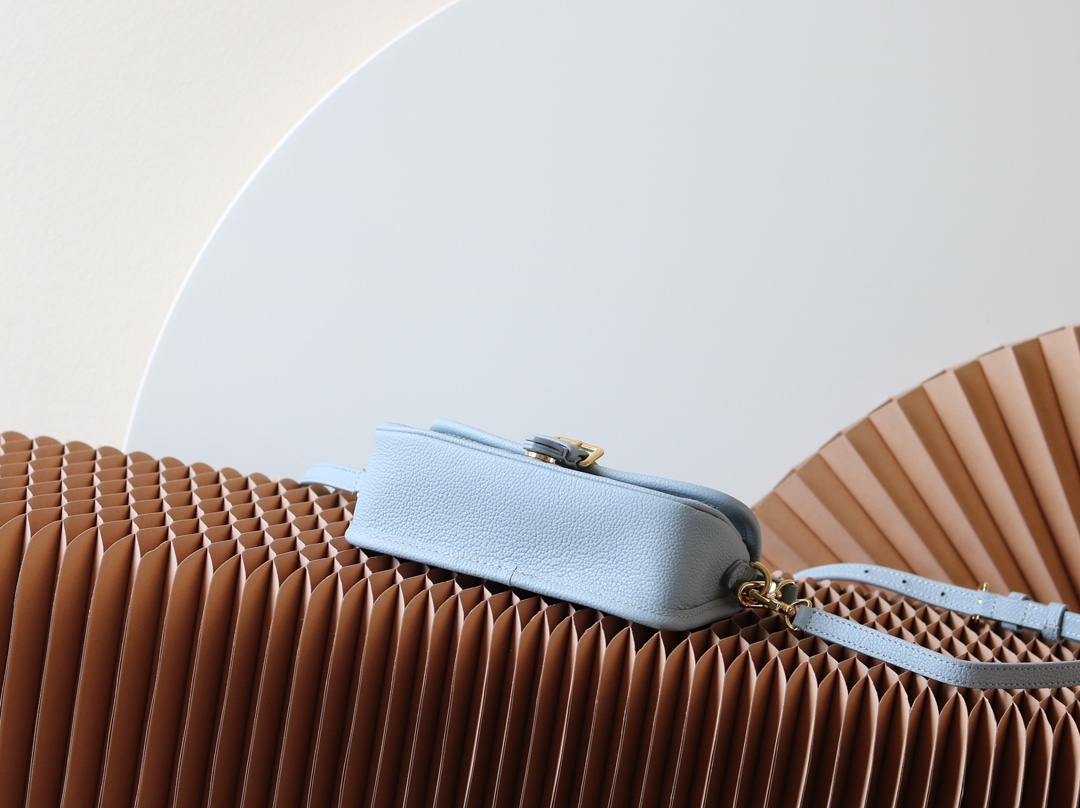 Louis Vuitton Nano Diane Crossbody Bag in Pink - Image 4