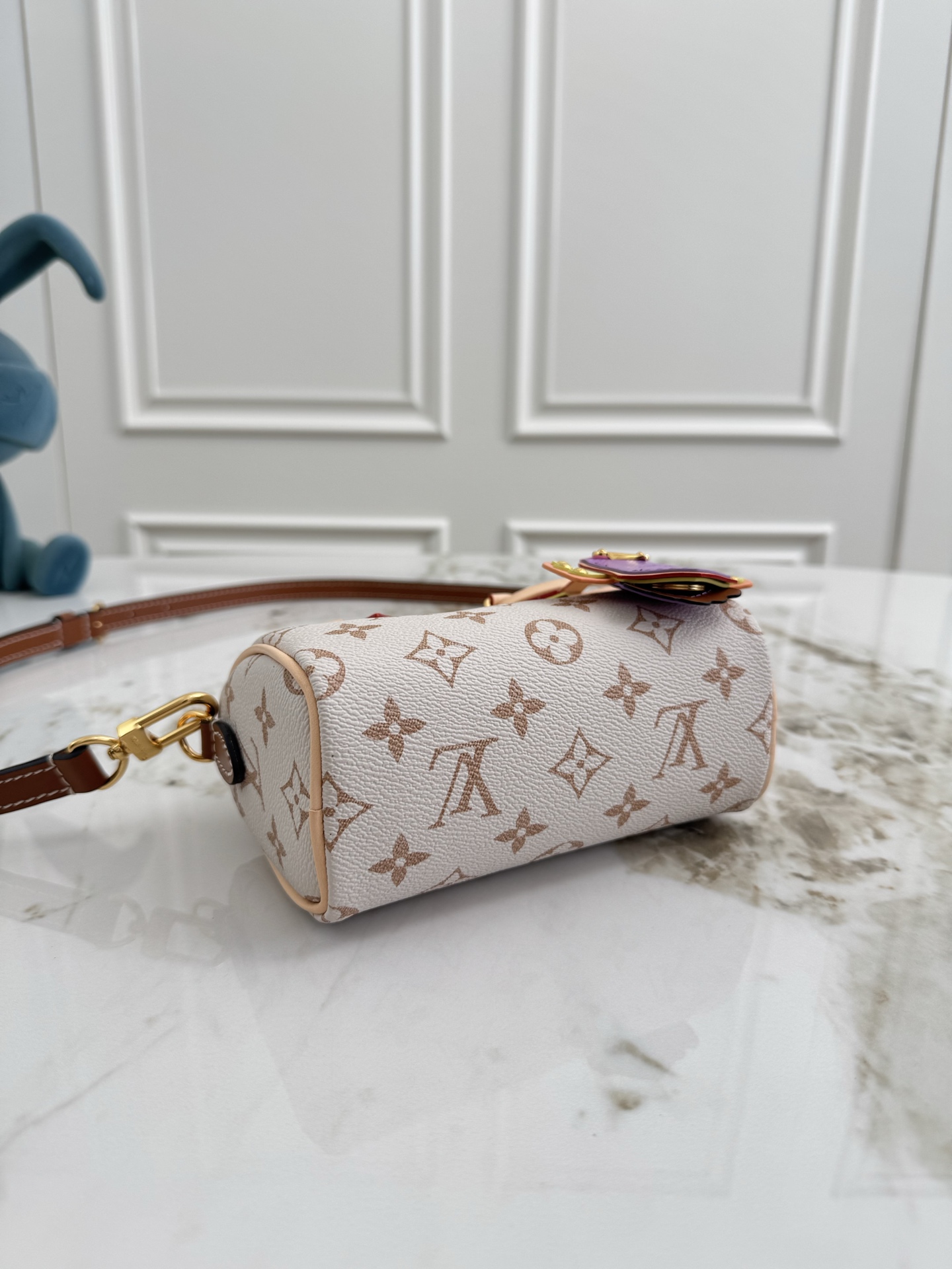 Louis Vuitton Nano Speedy Handbag in Crafty Monogram Dune Canvas - Image 4