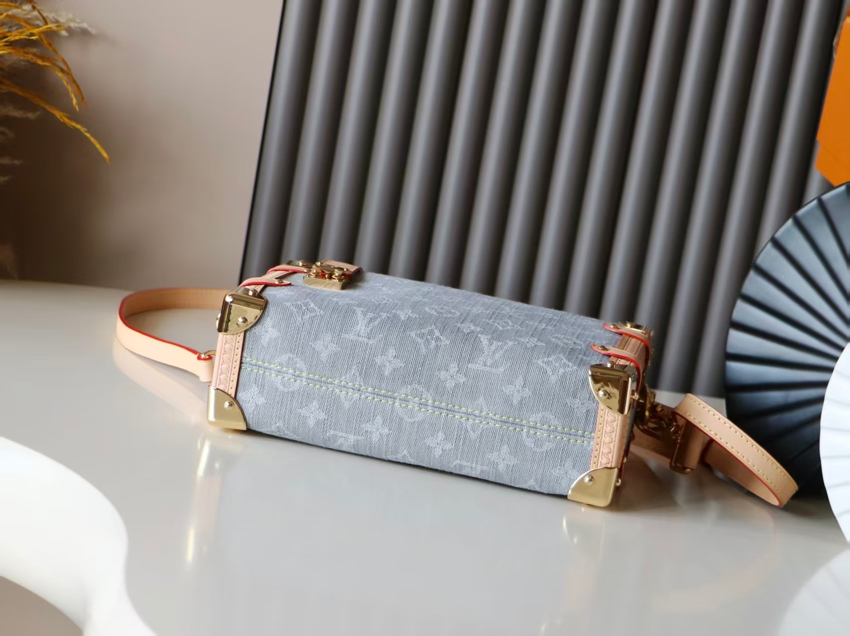 Louis Vuitton Side Trunk M13285 Medium Denim Shoulder Bag - Image 4