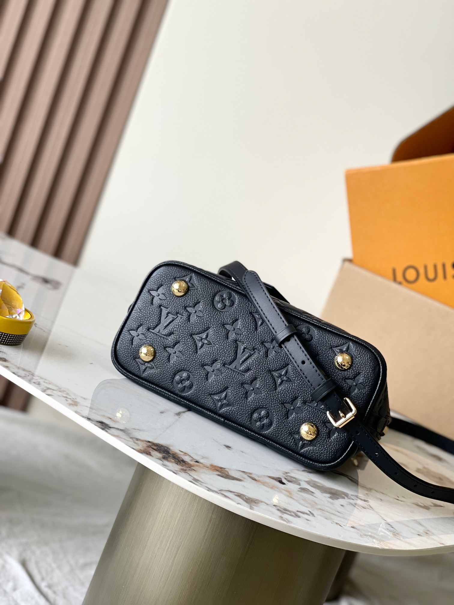 Alma BB Leather Handbag - Image 4