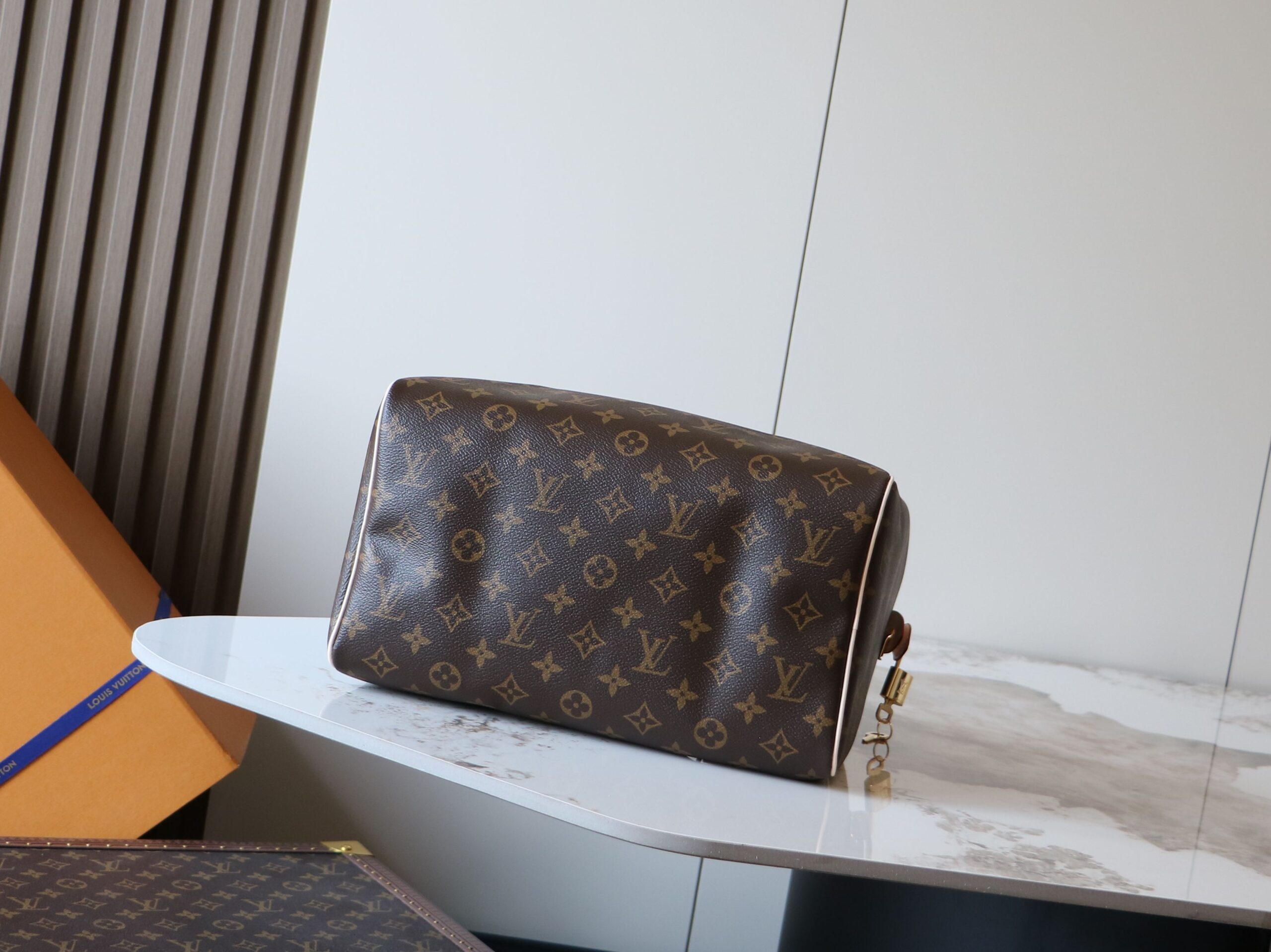 Louis Vuitton Keepall Speedy Handbag - Image 4