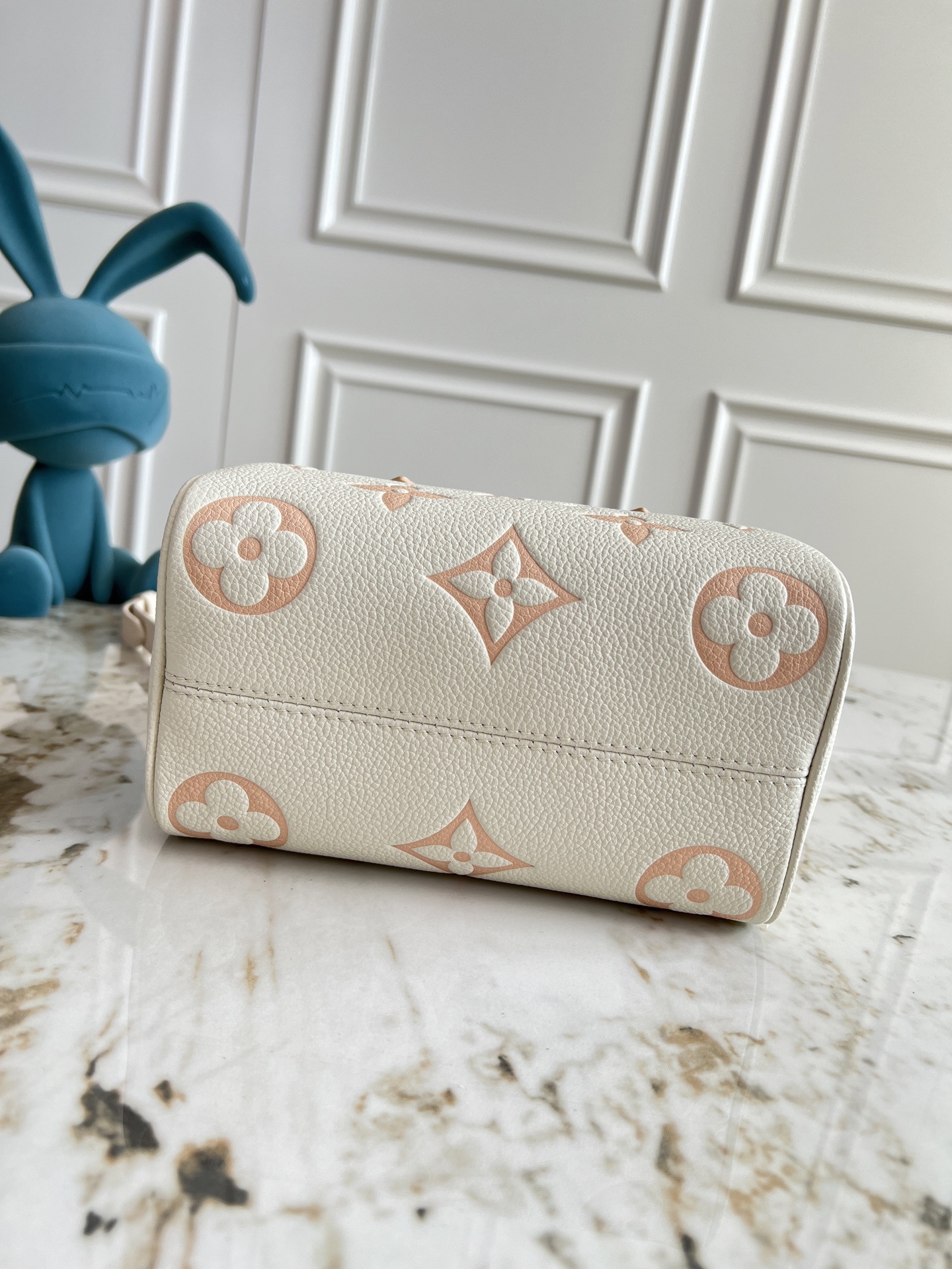 Louis Vuitton Speedy Bandoulière 20 Monogram Empreinte Leather Bag - Image 4