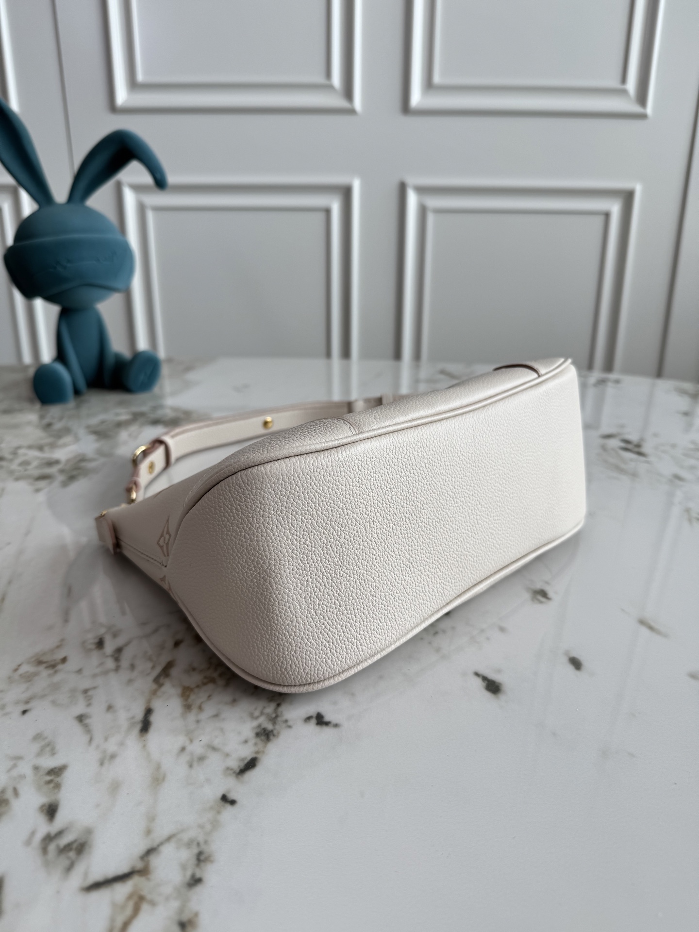 Louis Vuitton Boulogne Monogram Empreinte Leather Shoulder Bag - Image 4