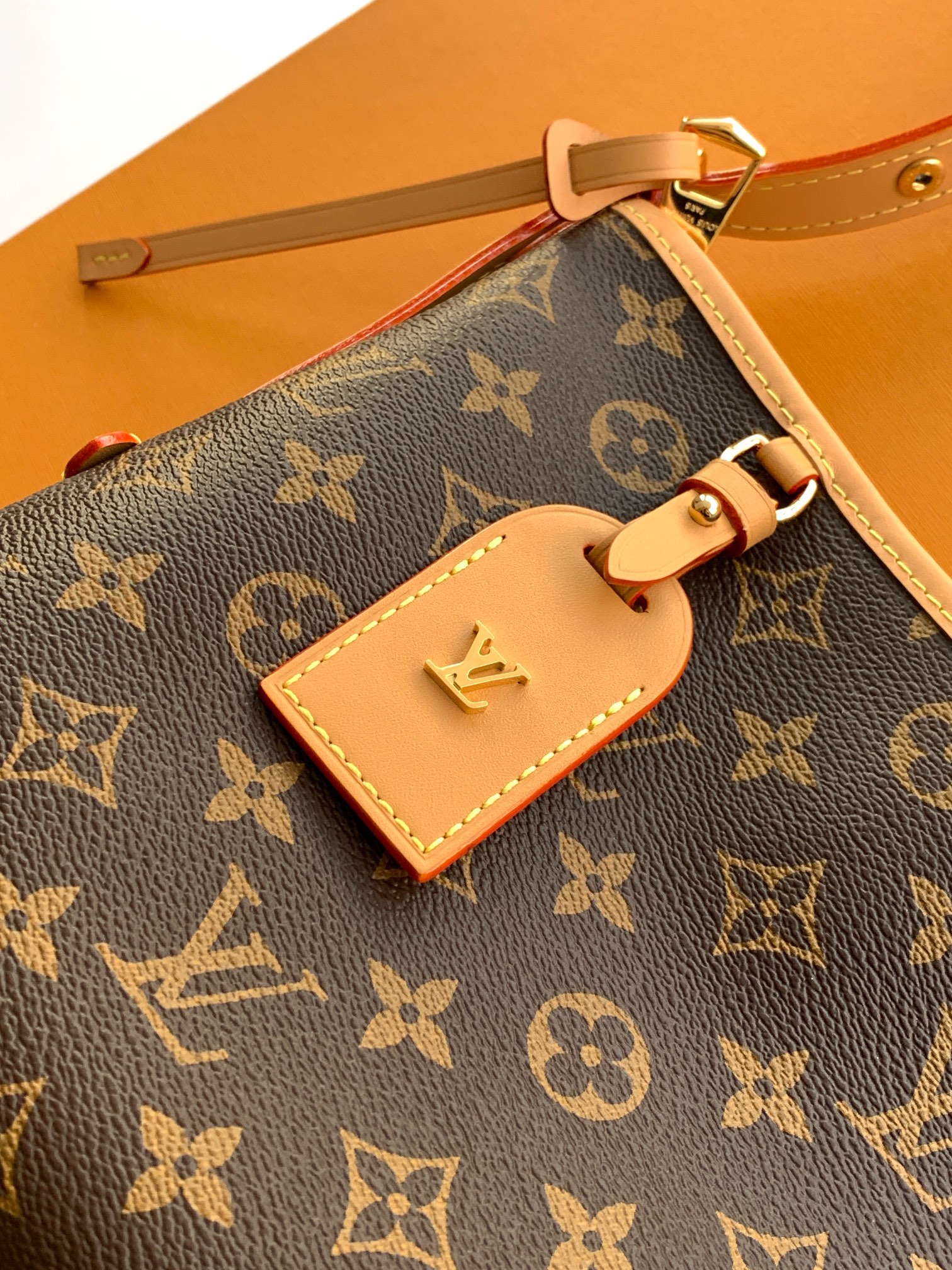 Louis Vuitton CarryAll EastWest Monogram Shoulder Bag - Image 4