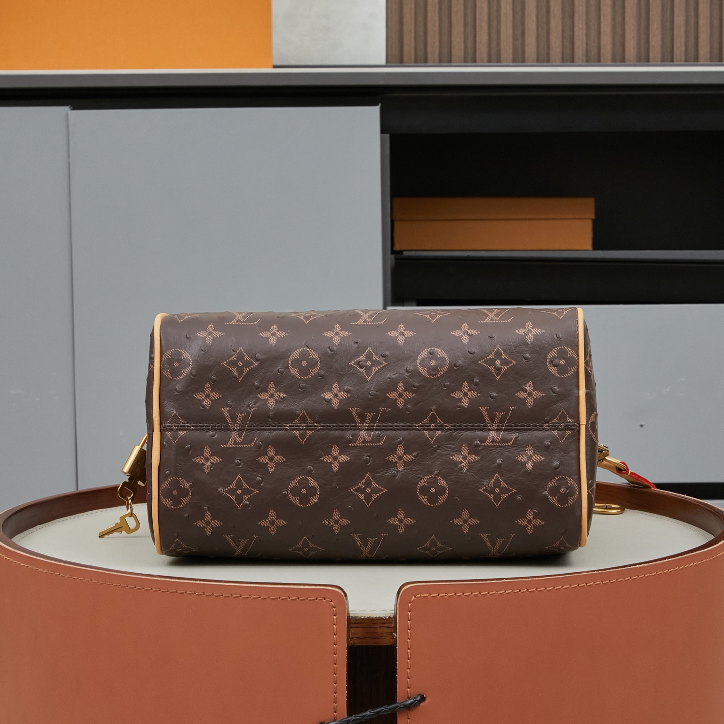 Louis Vuitton Speedy Bandouliere 25 Monogram Crossbody Bag - Image 4