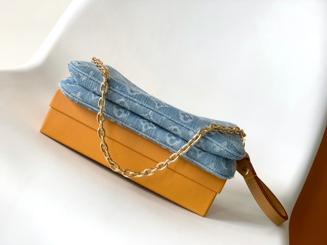 Louis Vuitton Liv Pochette Monogram Denim Crossbody Bag - Image 4