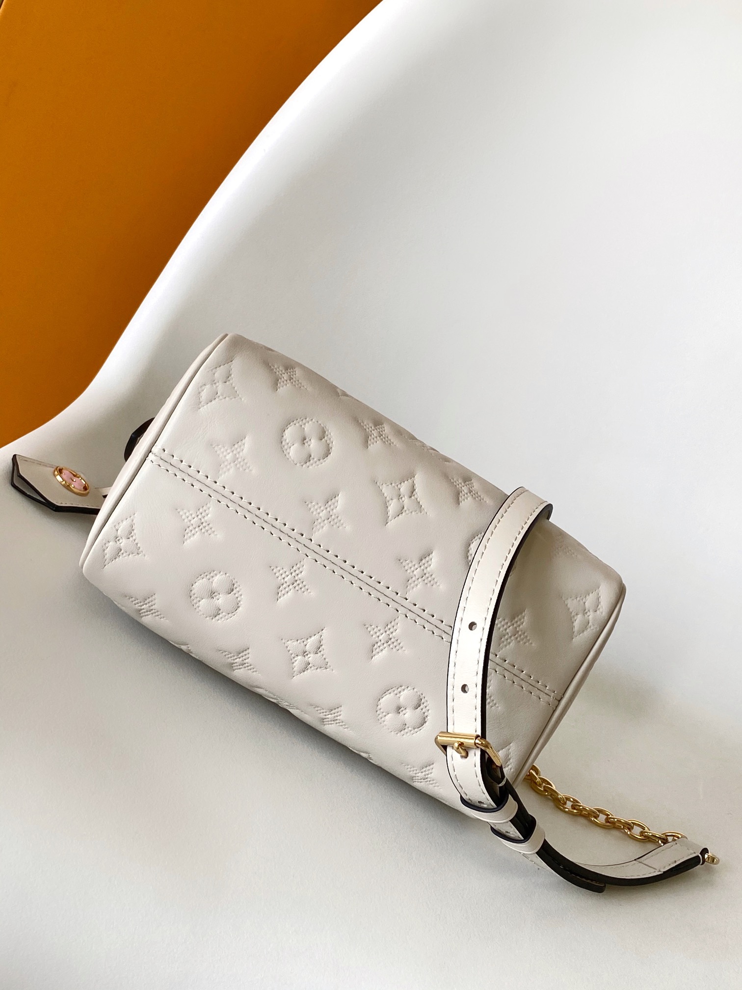 Louis Vuitton Speedy Bandouliere 20 Crossbody Bag in Monogram Empreinte Leather - Image 4