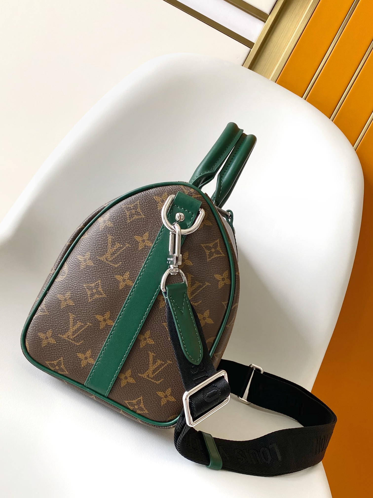 Louis Vuitton Keepall Bandoulière 35 Travel Bag in Monogram Eclipse - Image 4