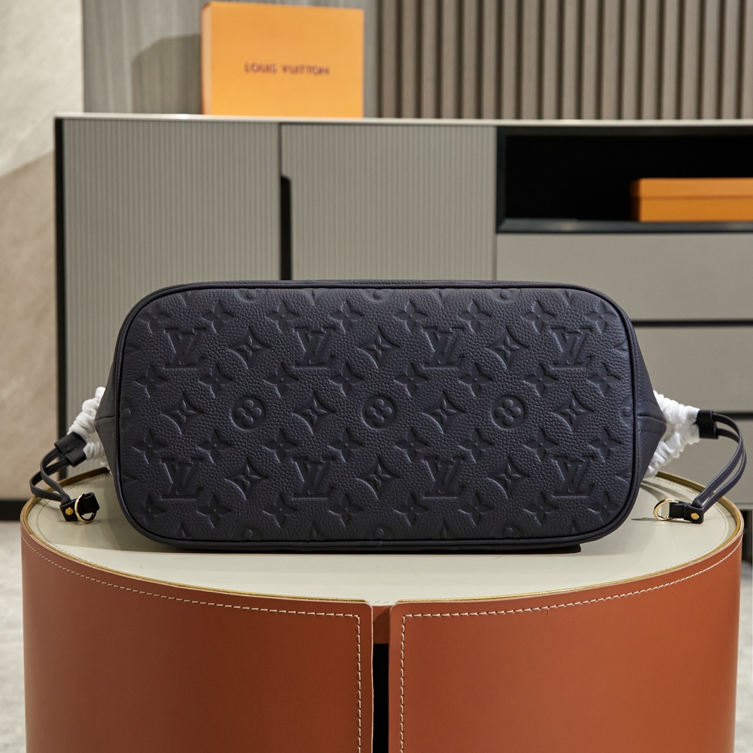 Louis Vuitton Neverfull Medium Tote Bag - Image 4