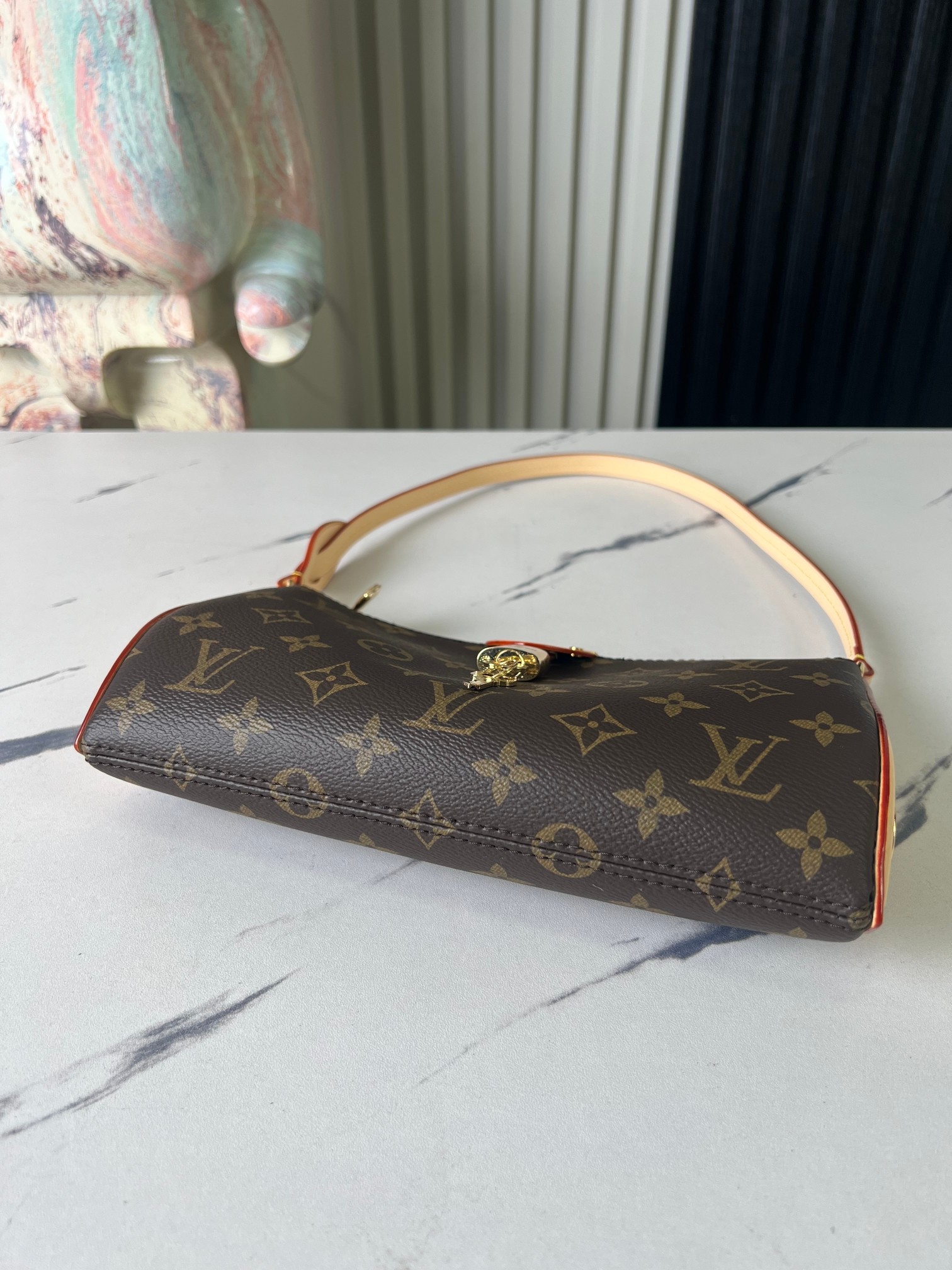 Louis Vuitton Pochette Tirette Monogram Underarm Bag M47123 - Image 4