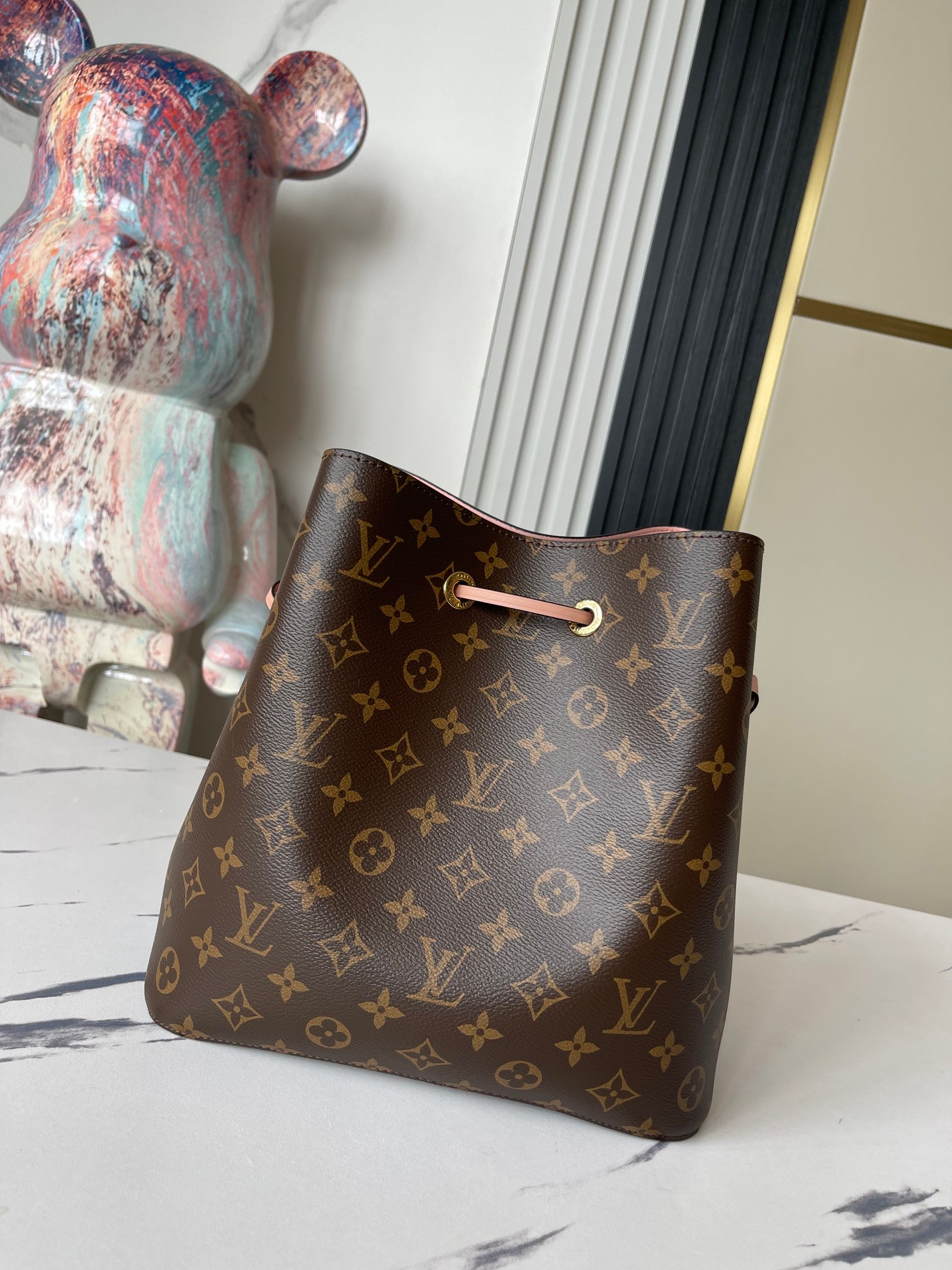 Louis Vuitton NeoNoe Bucket Bag M44022 in Pink Monogram Canvas - Image 4