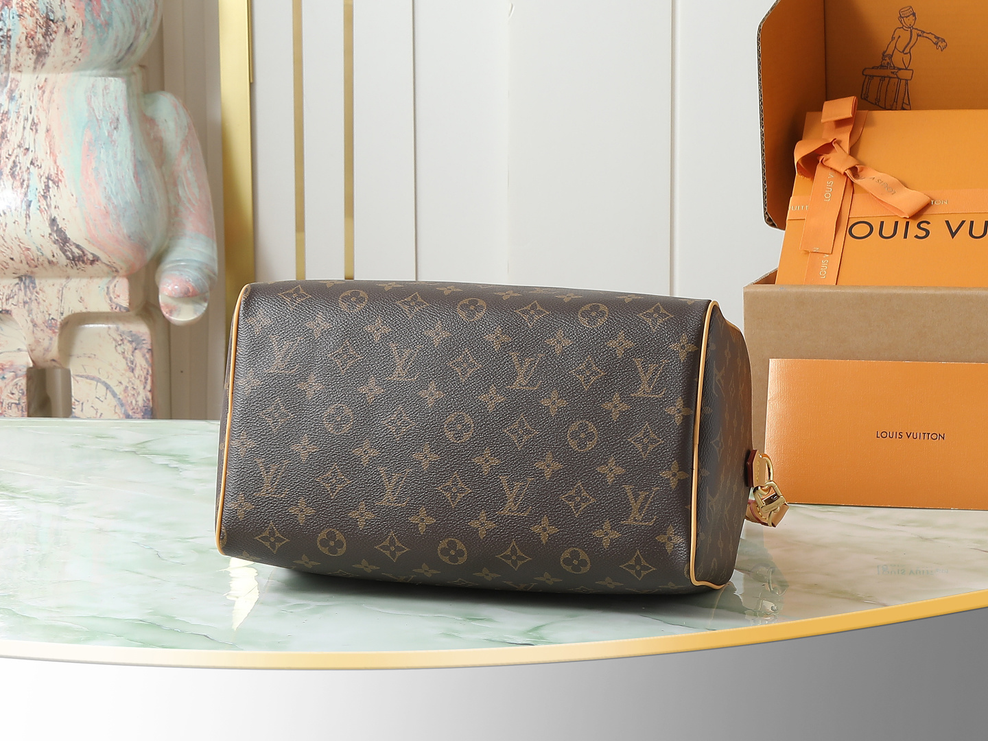 Louis Vuitton Speedy Soft 30 Lucky Handbag in Green Monogram Canvas - Image 4