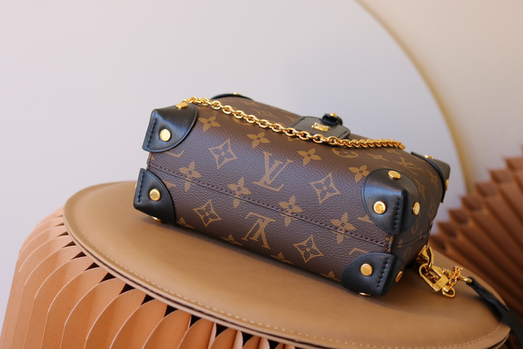 Louis Vuitton Petite Malle Souple Crossbody Bag M45531 / M45571 - Image 4