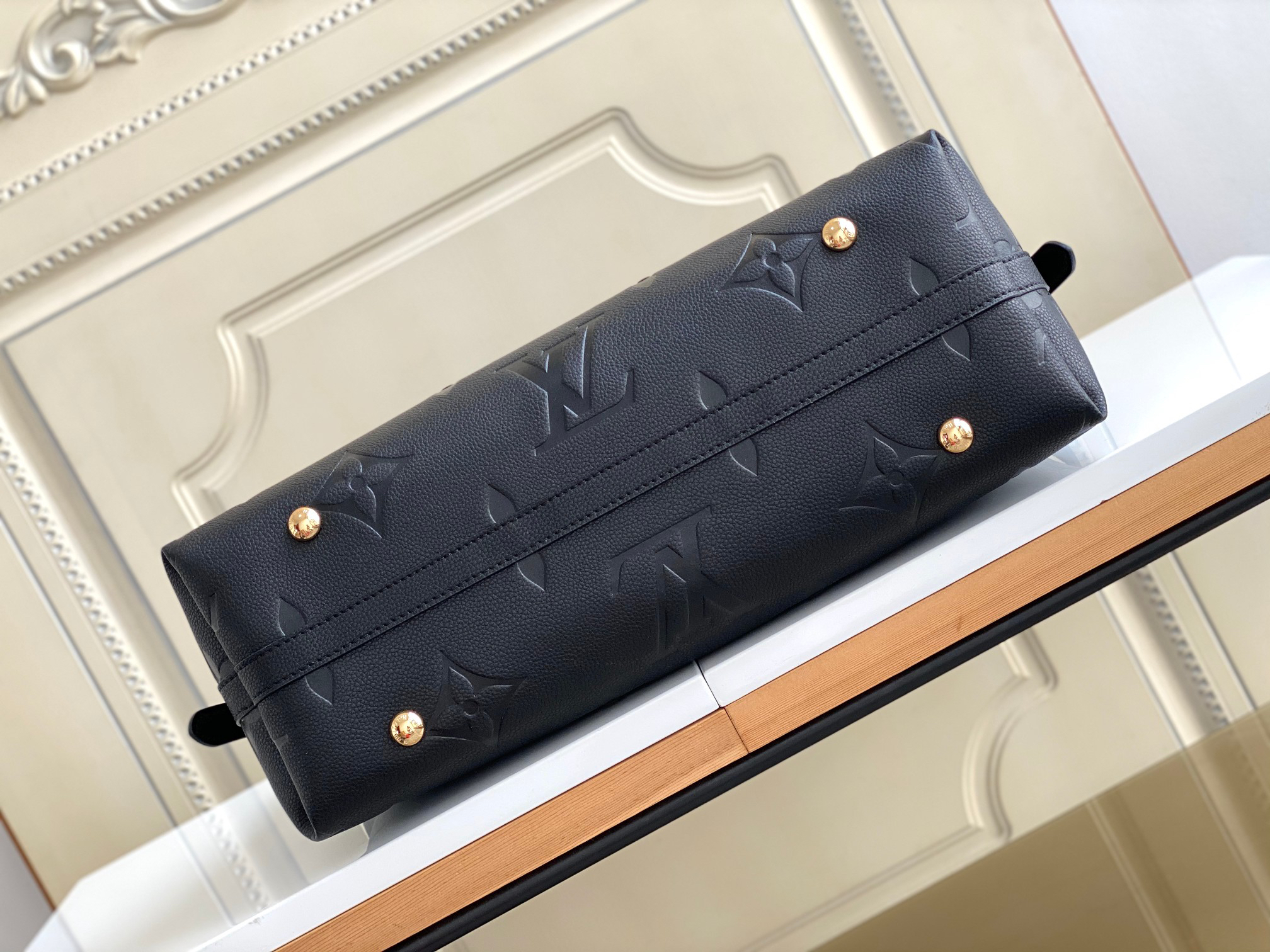 CarryAll Large Crossbody Bag - Image 4
