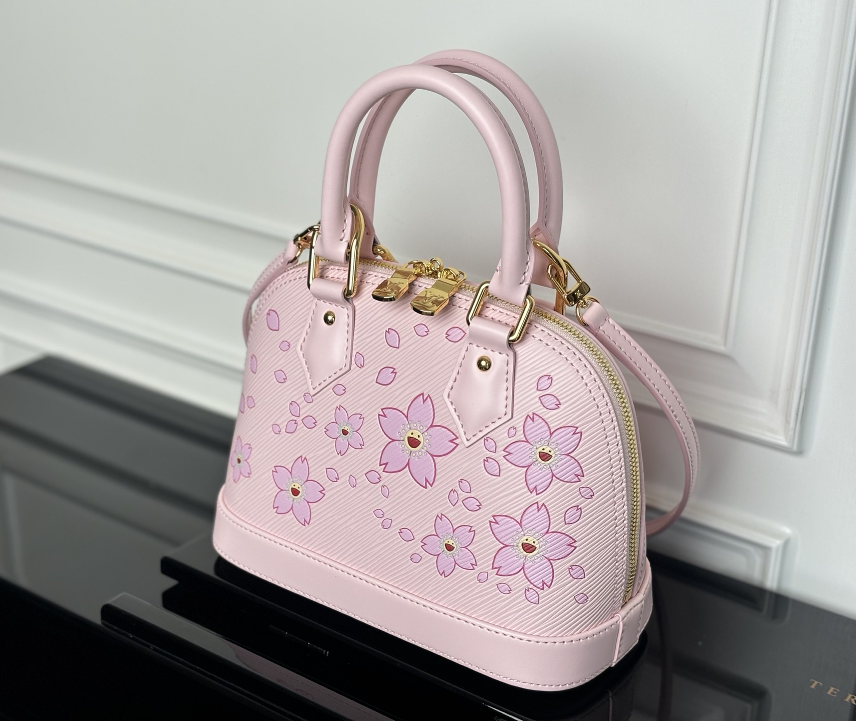 Louis Vuitton Alma BB Pink Epi Leather Handbag - Image 4