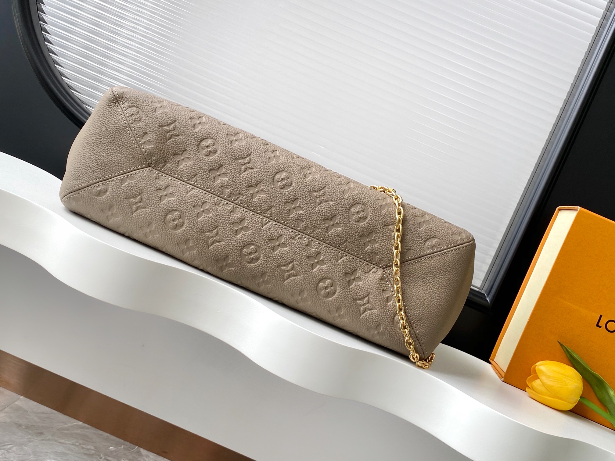 Louis Vuitton Anytime Medium Handbag in Monogram Empreinte Leather - Image 4
