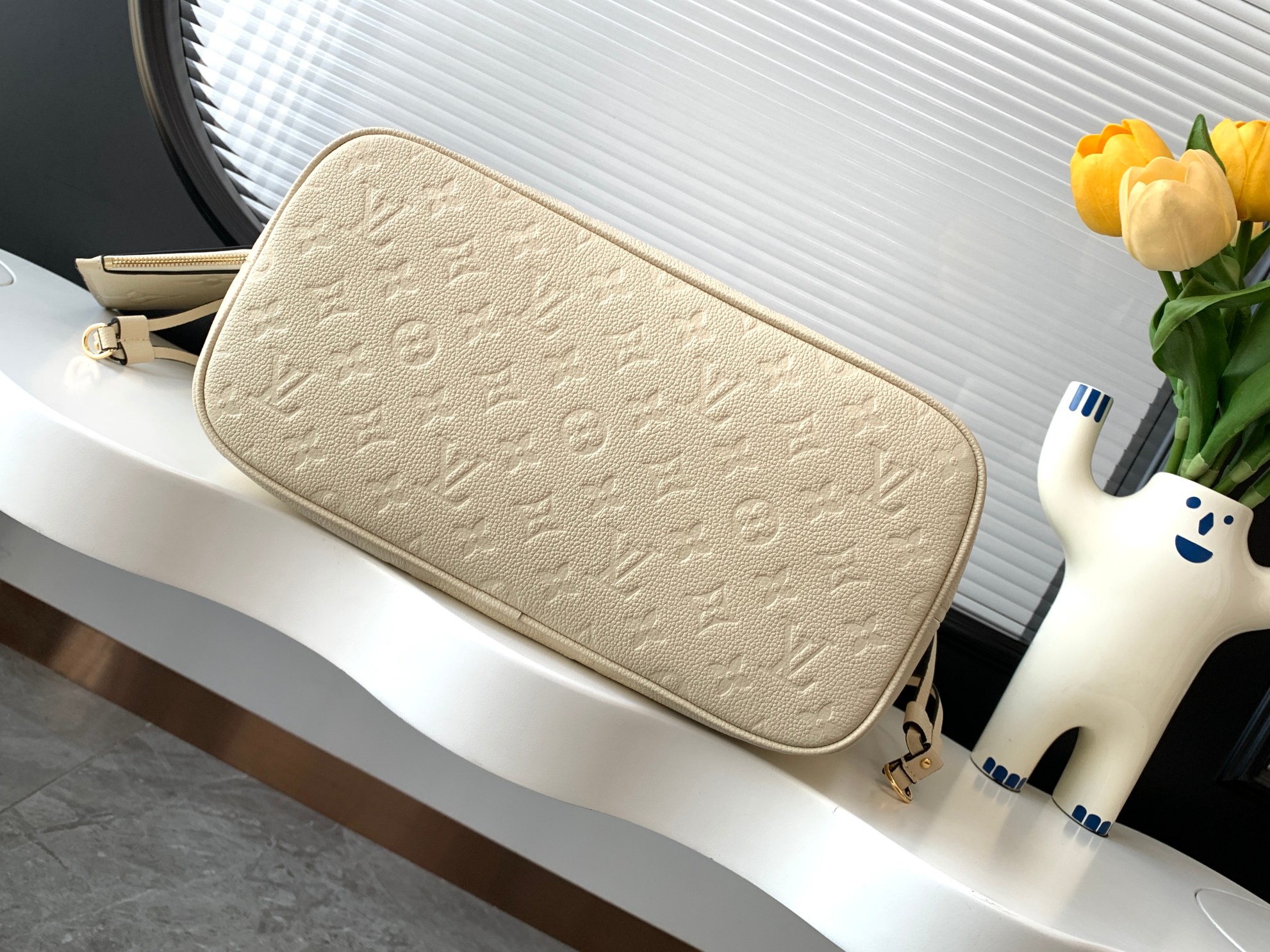 Neverfull Medium Embossed Leather Tote Bag - Image 4