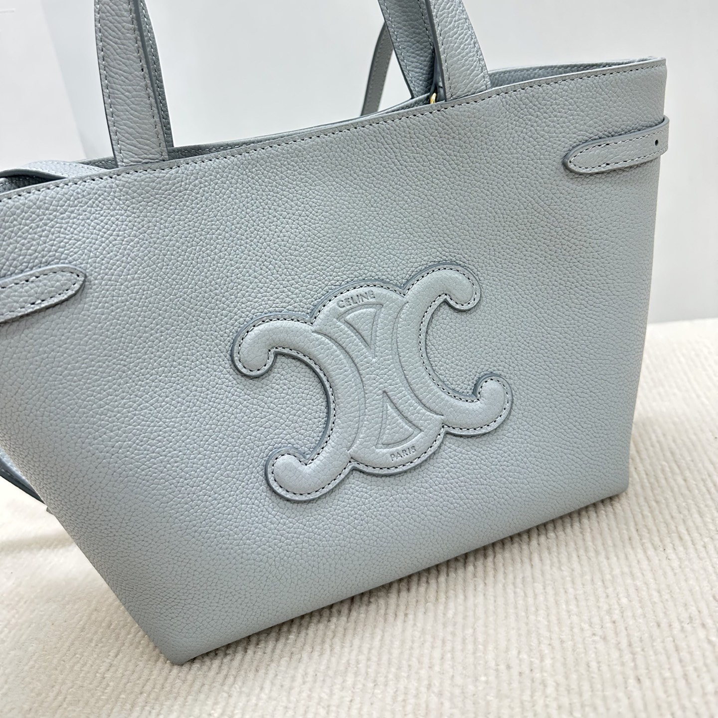 Cabas Anais Small Textured Leather Tote Bag - Image 4