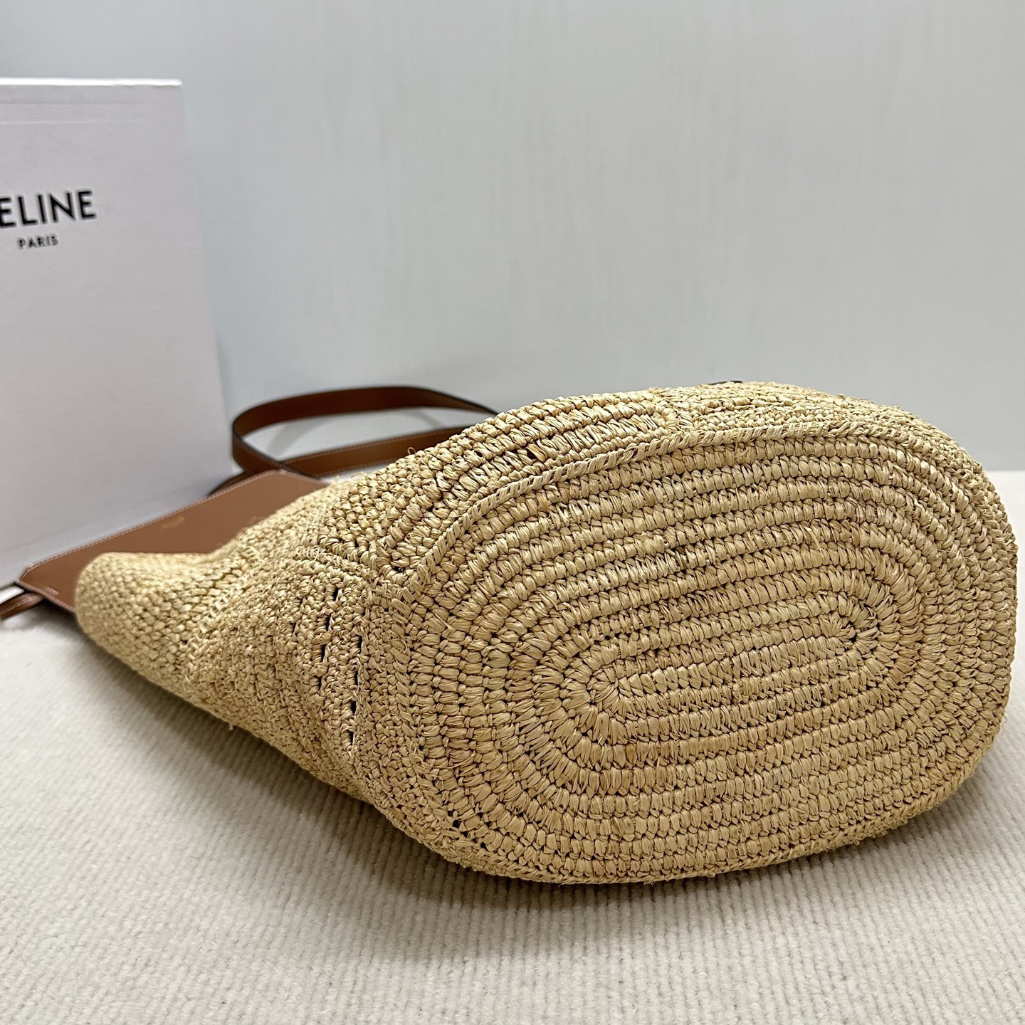 CELINE Medium Woven Triomphe Tote Bag - Image 4