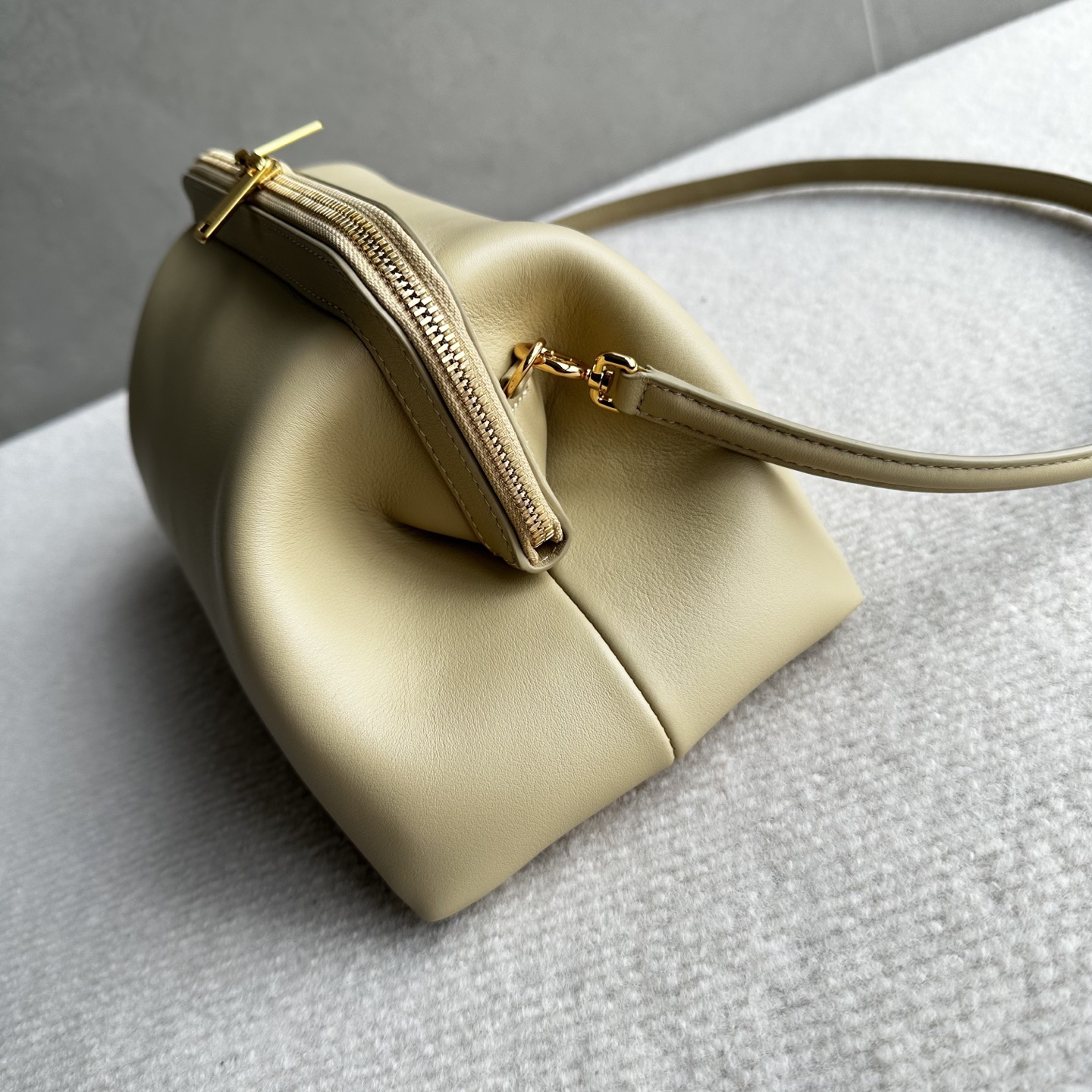 CE Doctor Small Frame Clutch Bag - Image 4