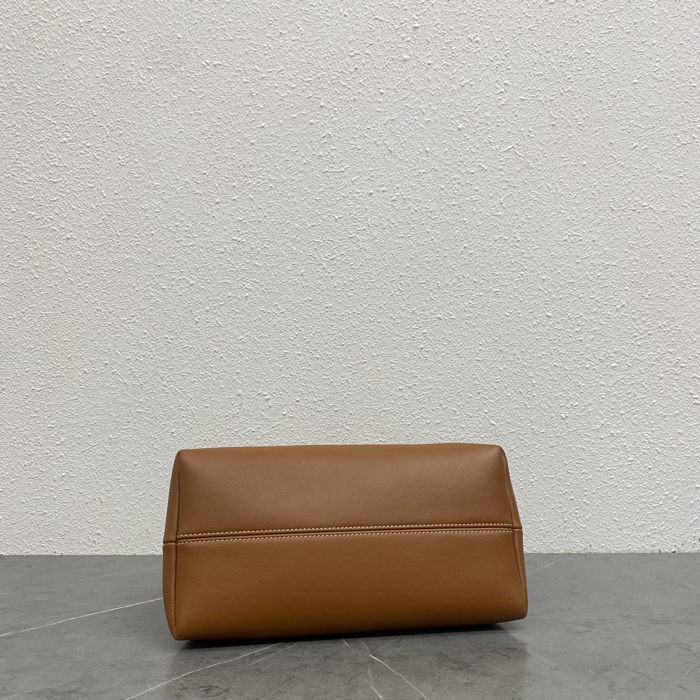 Ce Doctor Small Leather Crossbody Bag - Image 4