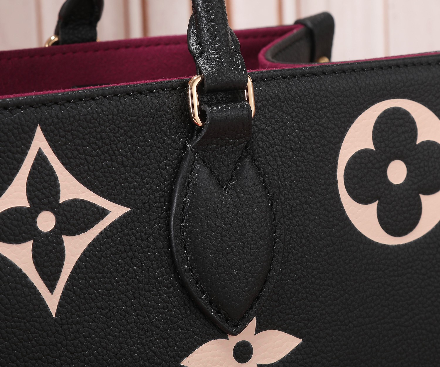Louis Vuitton OnTheGo Medium Tote Bag - Image 4
