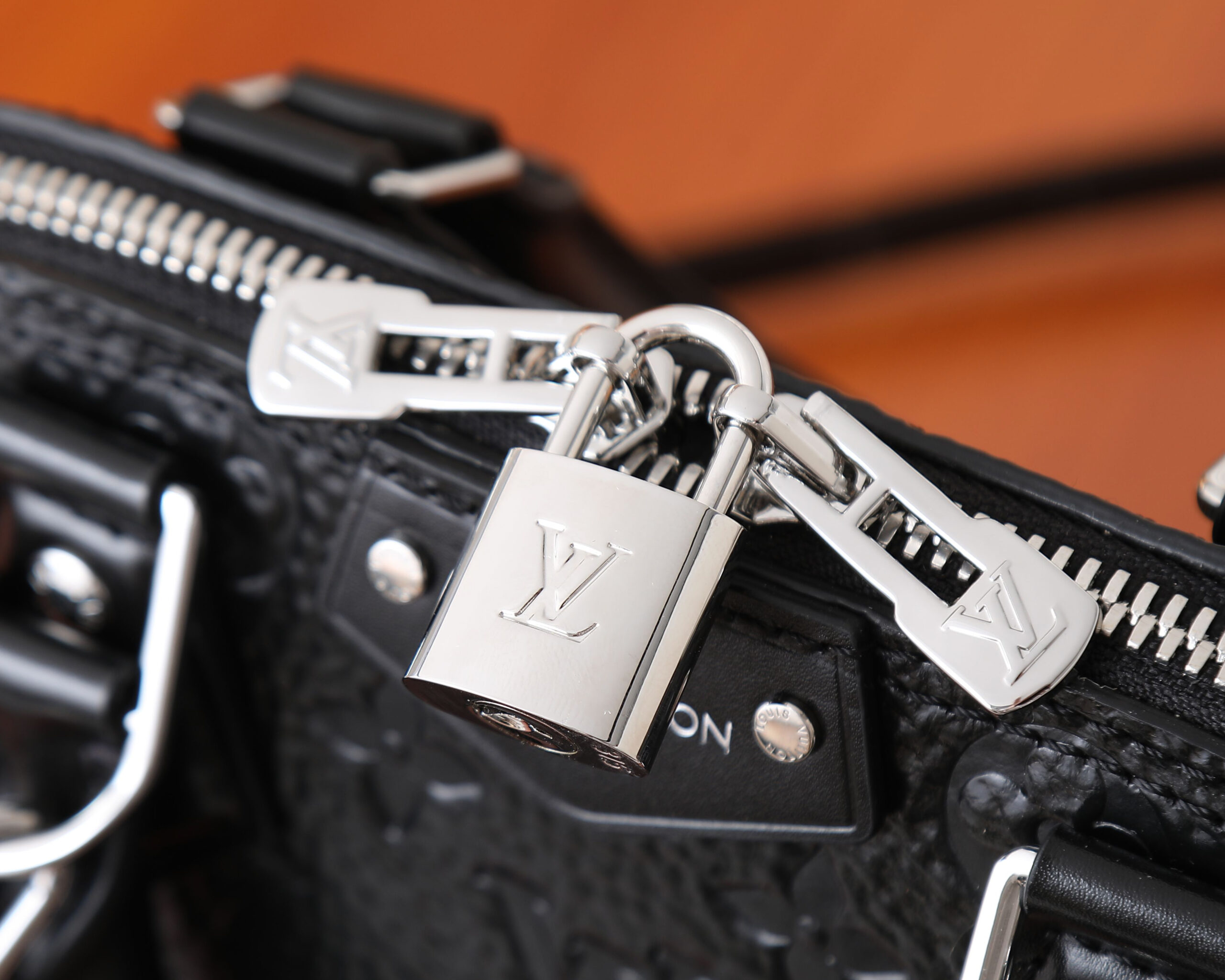 Louis Vuitton Alma BB Monogram Saga Handbag - Image 4