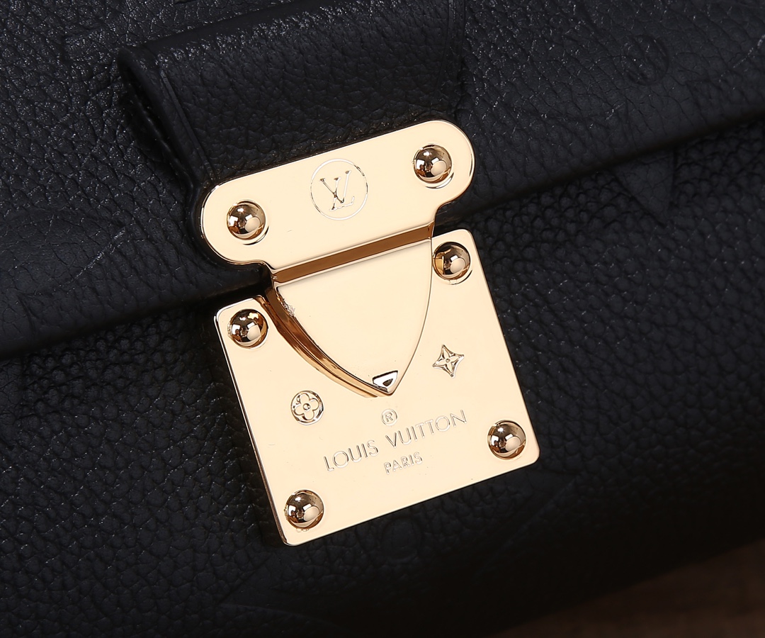 Louis Vuitton Favorite Monogram Empreinte Handbag M45813 - Image 4