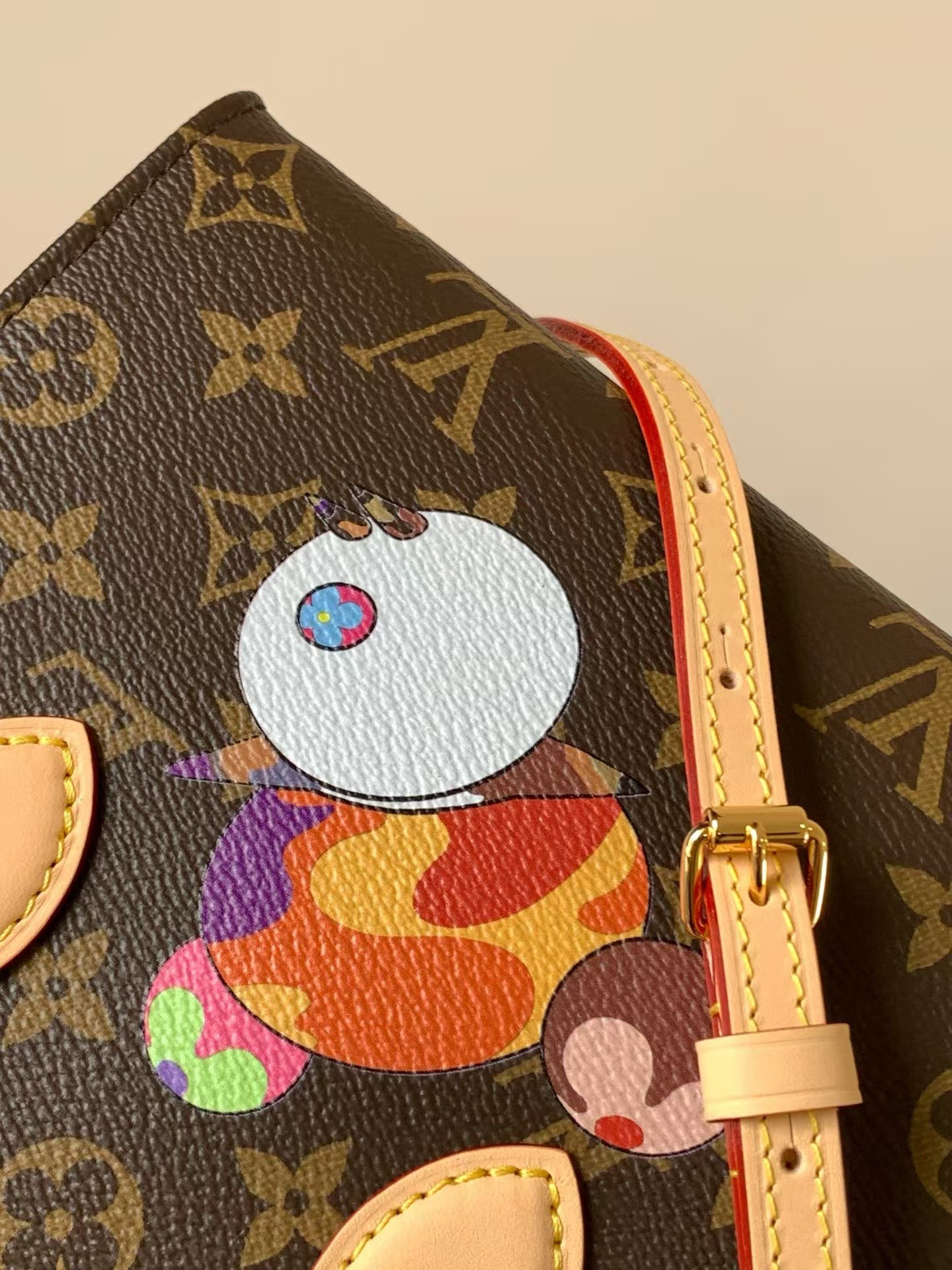 Louis Vuitton x Takashi Murakami OnTheGo Handbag - Image 4