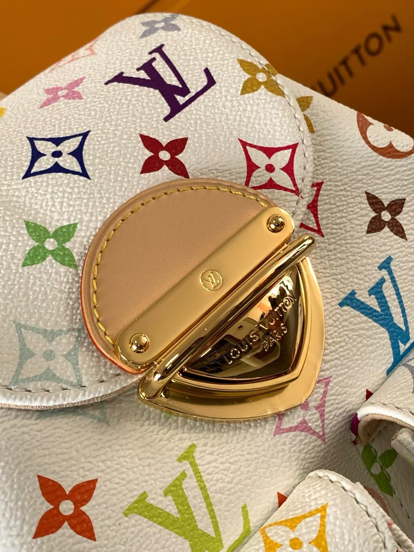Louis Vuitton x Takashi Murakami Venice Monogram Shoulder Bag M13081 - Image 4