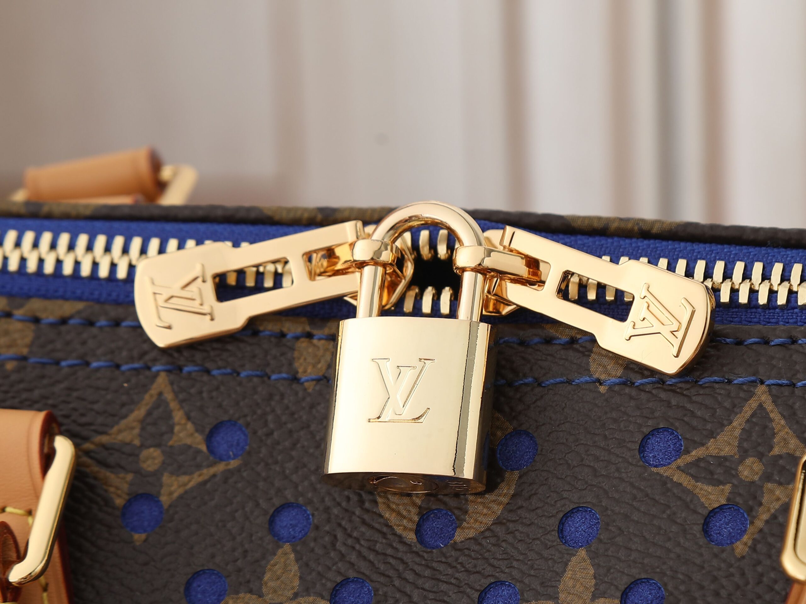 Louis Vuitton Speedy Soft 30 Handbag in Monogram Perfo Canvas - Image 4