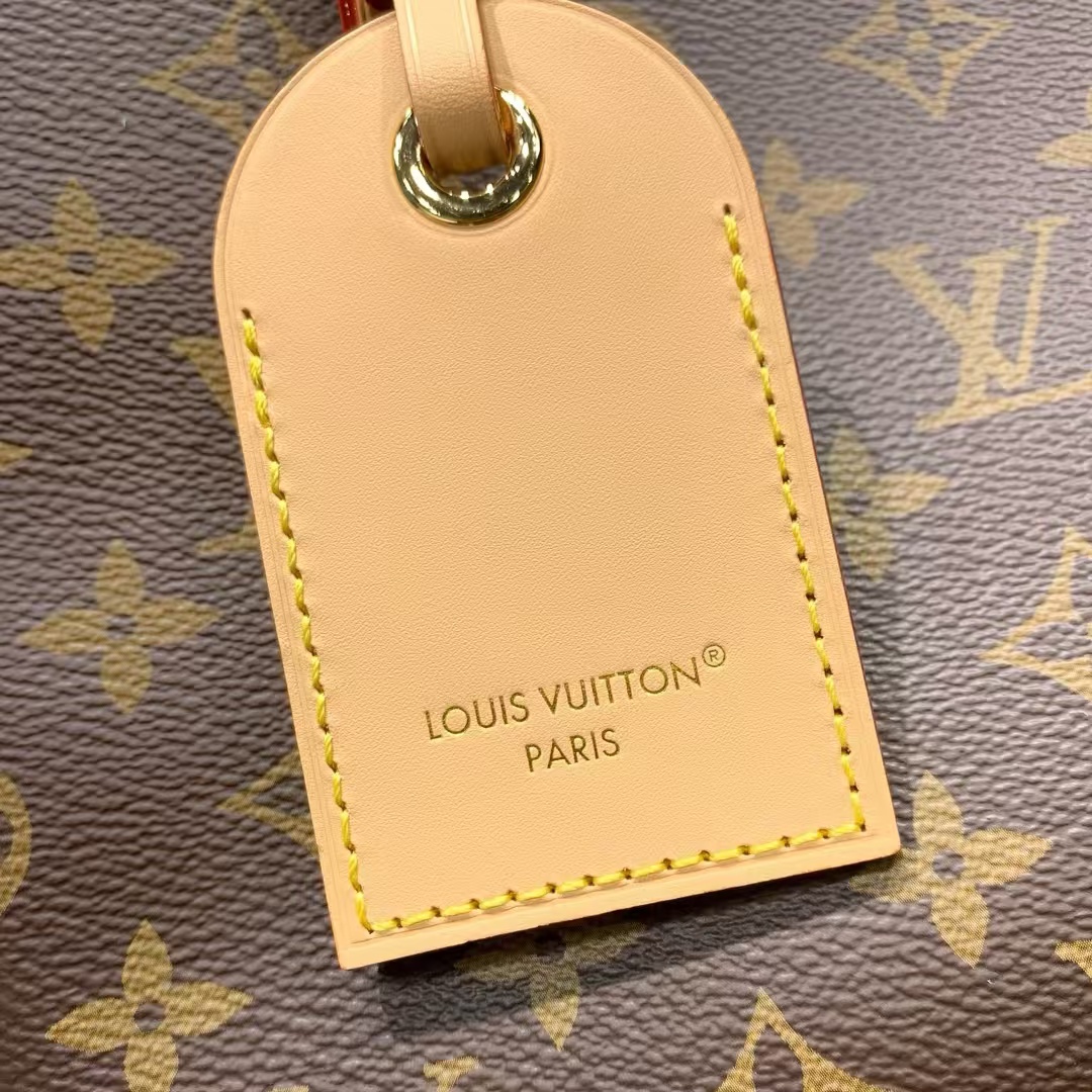Louis Vuitton Artsy Handbag M25877 - Image 4