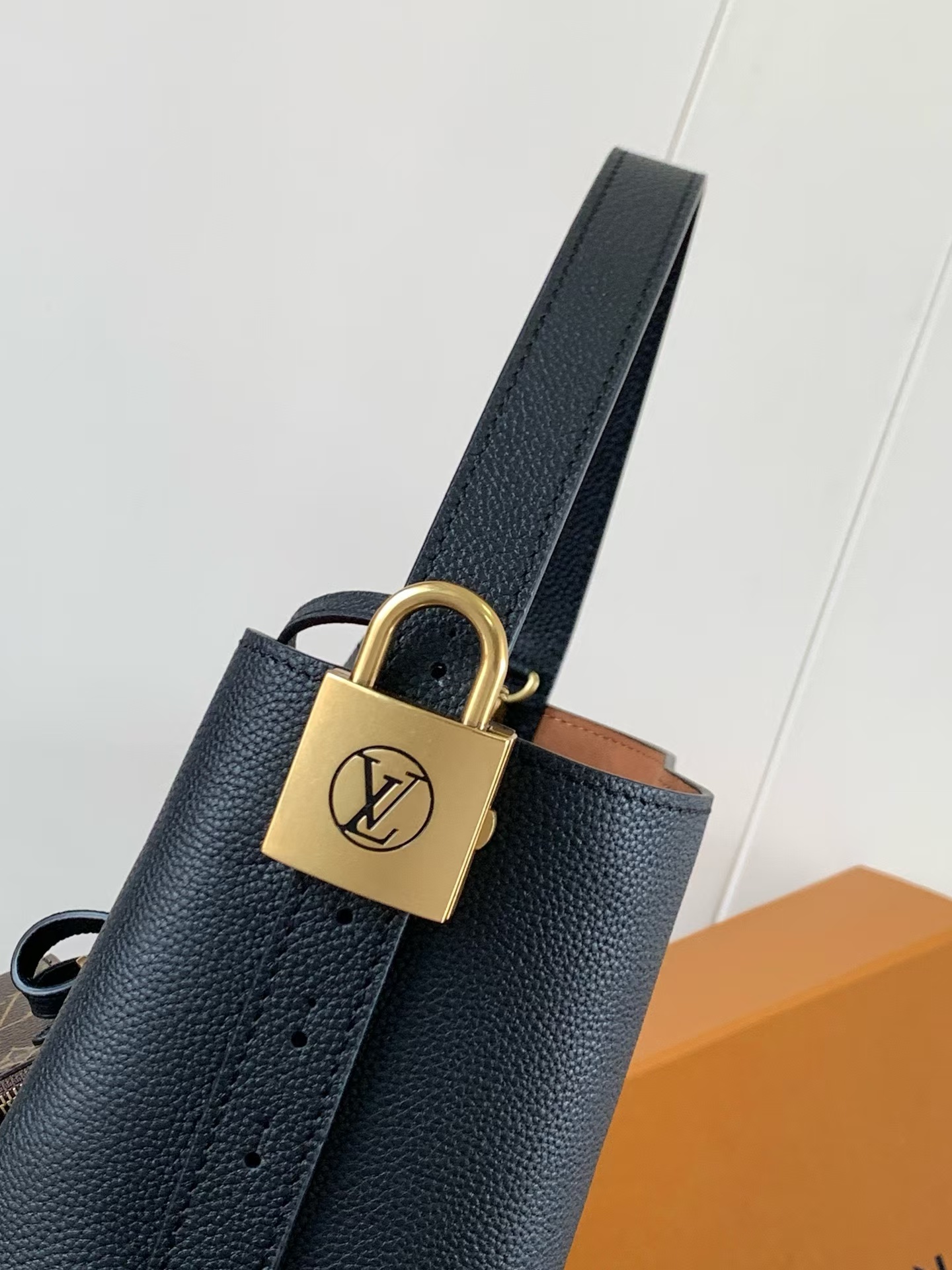 Louis Vuitton All In BB Handbag M25543 - Image 4