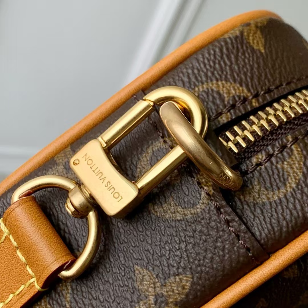 Louis Vuitton M14058 Mini Shoulder Bag in Monogram Canvas - Image 4