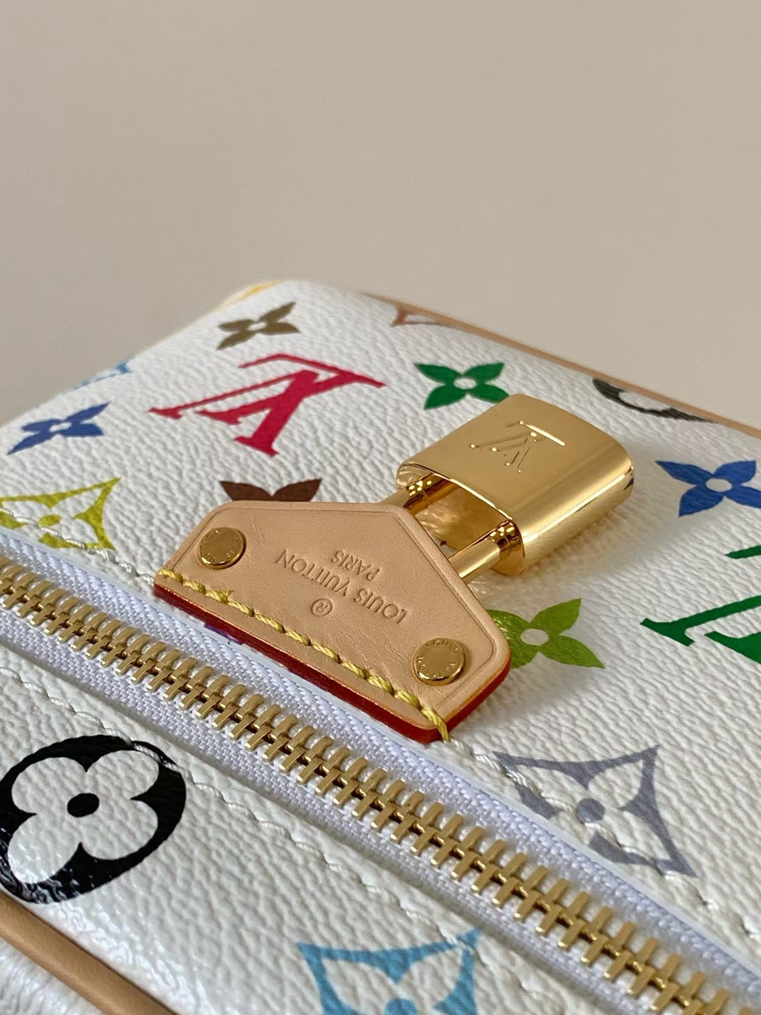 Louis Vuitton x Takashi Murakami Vanity Pouch Crossbody Bag - Image 4