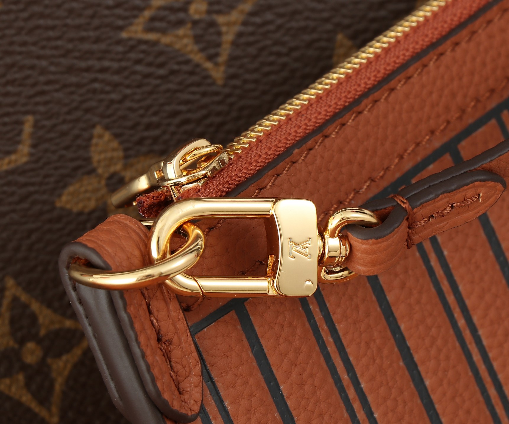 Louis Vuitton Neverfull Inside Out MM Tote - Image 4