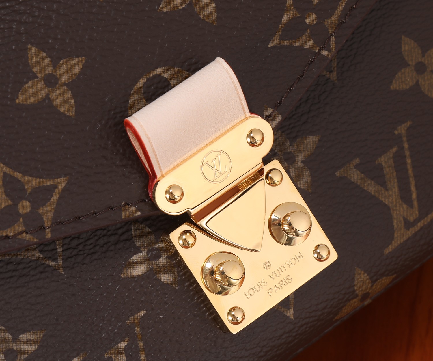 Louis Vuitton Pochette Metis East West Monogram Handbag - Image 4