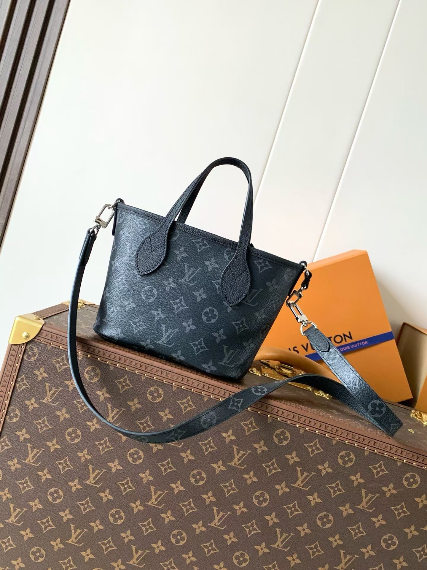 Louis Vuitton Ski Neverfull Bandouliere Inside Out BB M15210 - Image 4