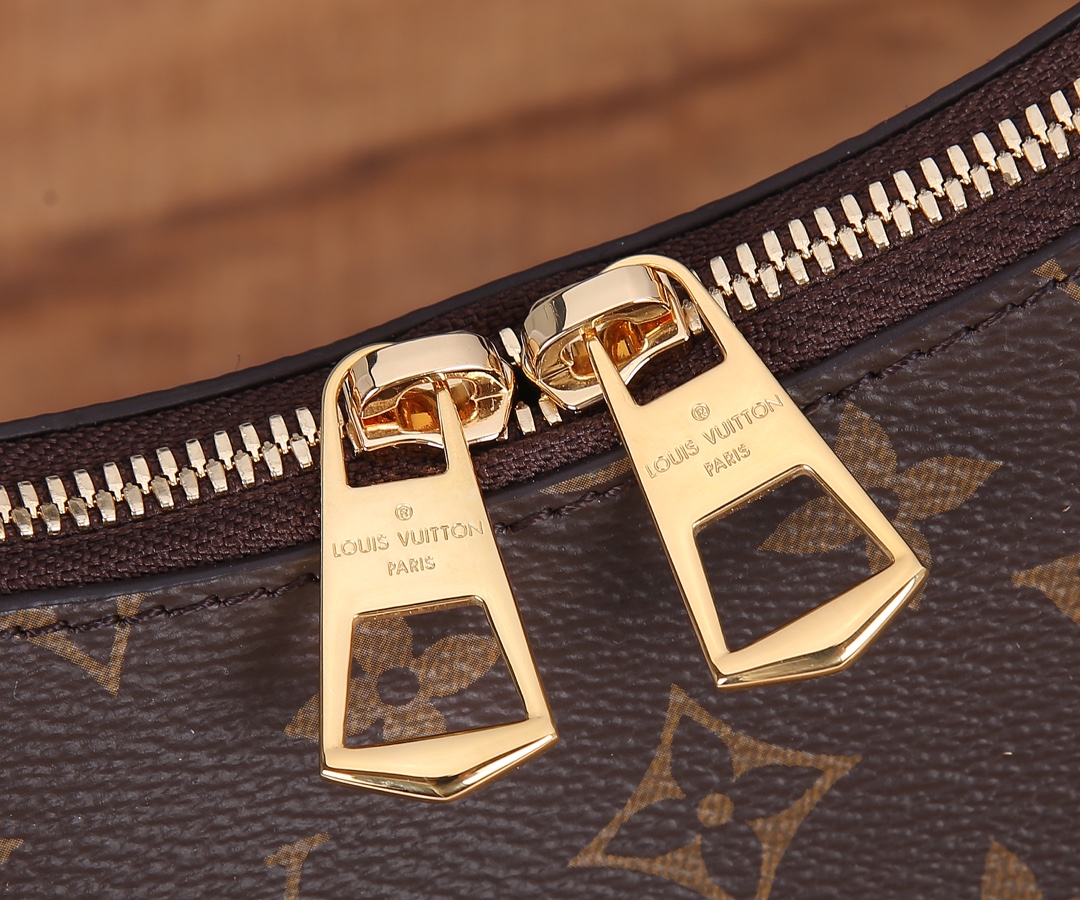 Louis Vuitton Boulogne Monogram Shoulder Bag - Image 4