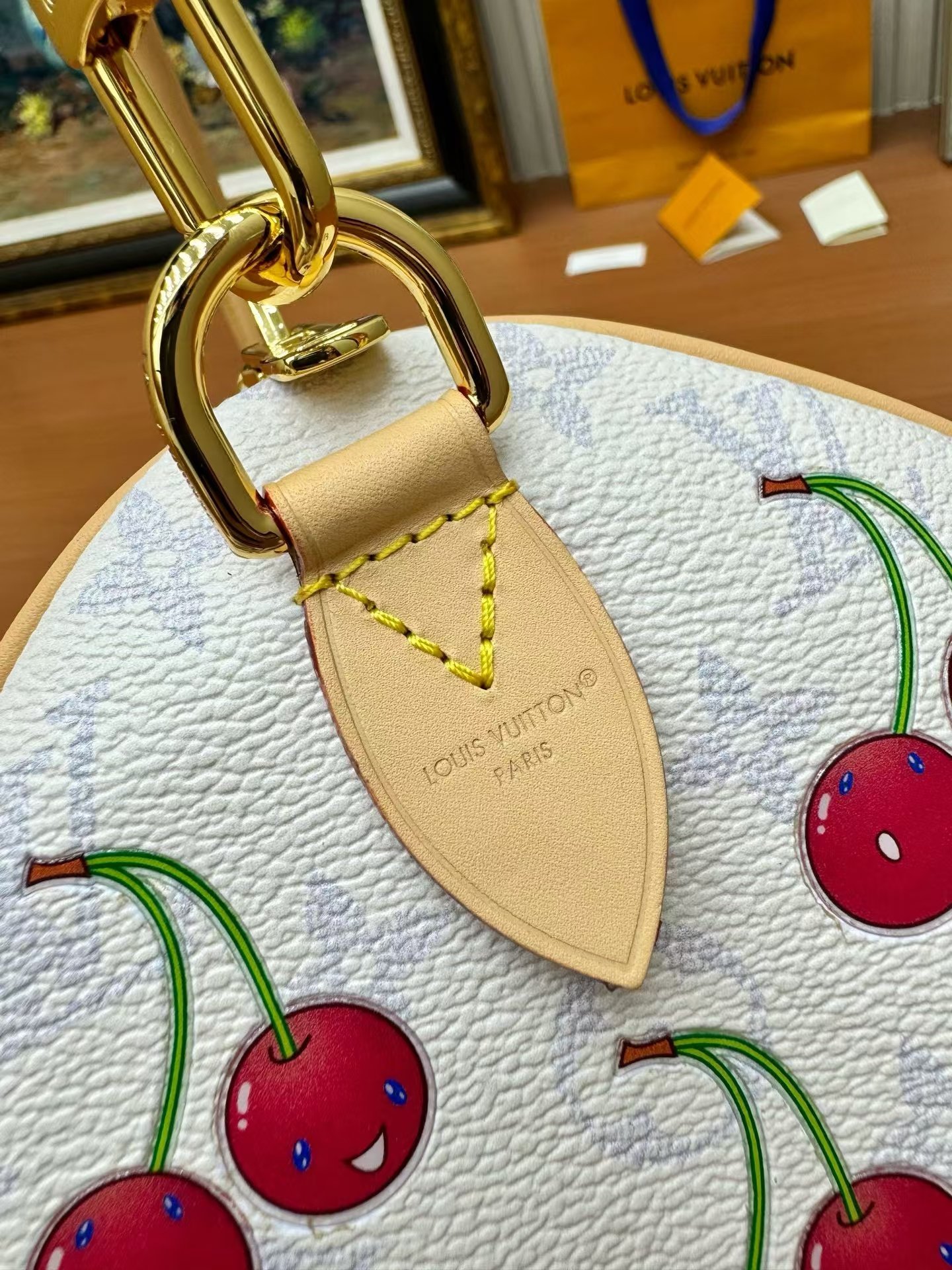 Louis Vuitton Speedy Soft 30 Handbag - Image 4