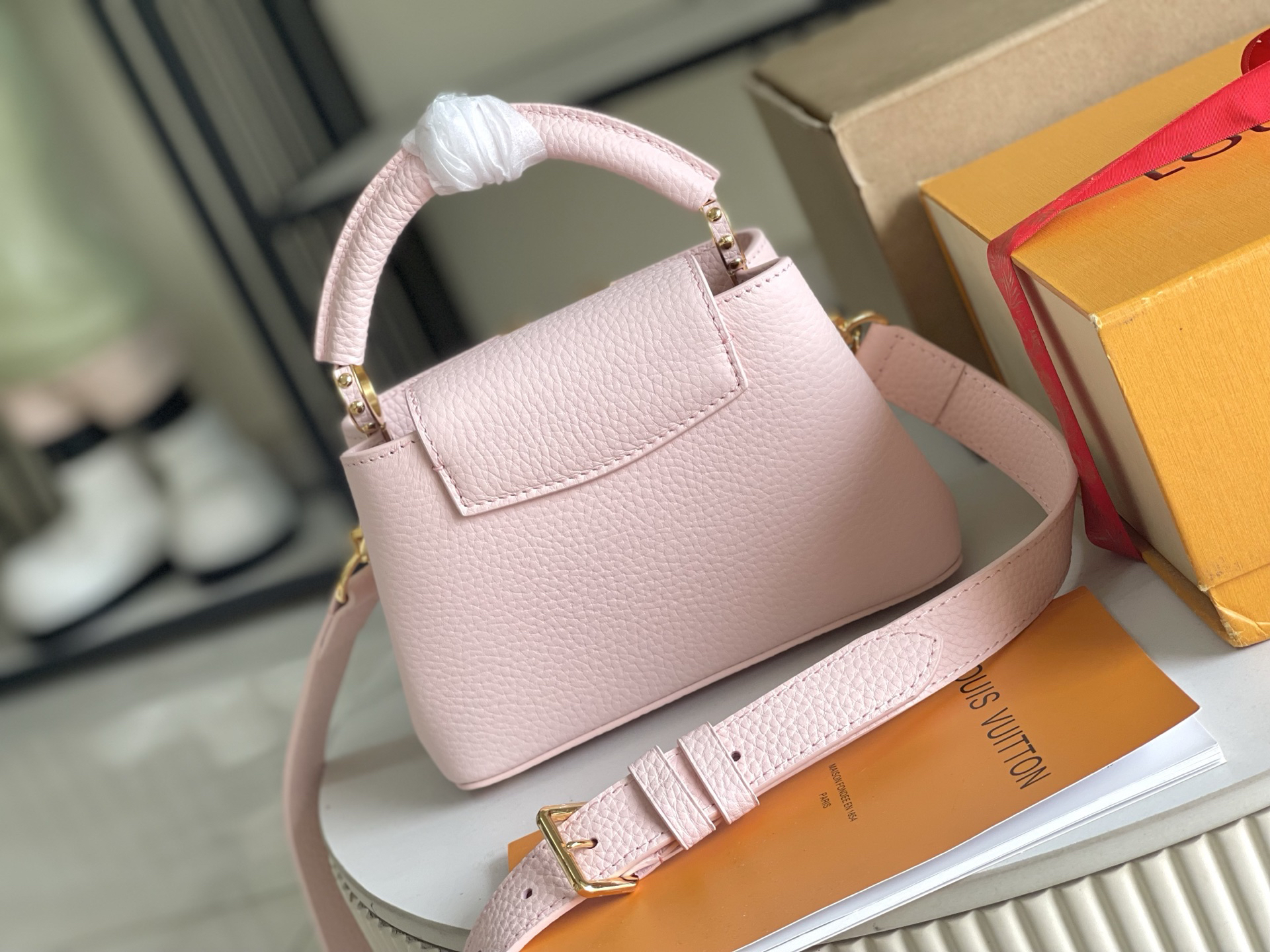 Louis Vuitton Capucines BB Mini Crossbody Bag - Image 4