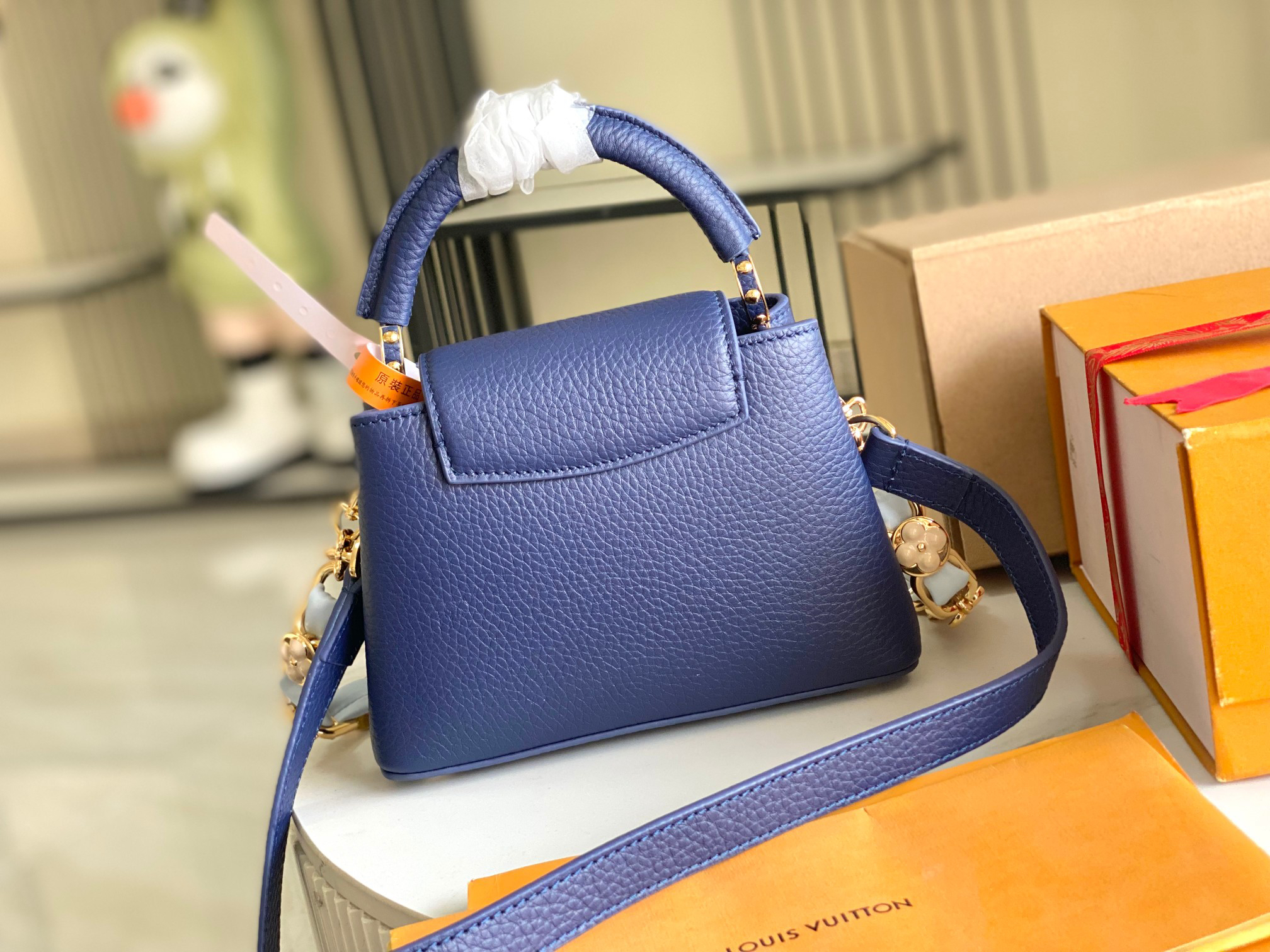Louis Vuitton Capucines Handbag in Deep Blue Calfskin - Image 4
