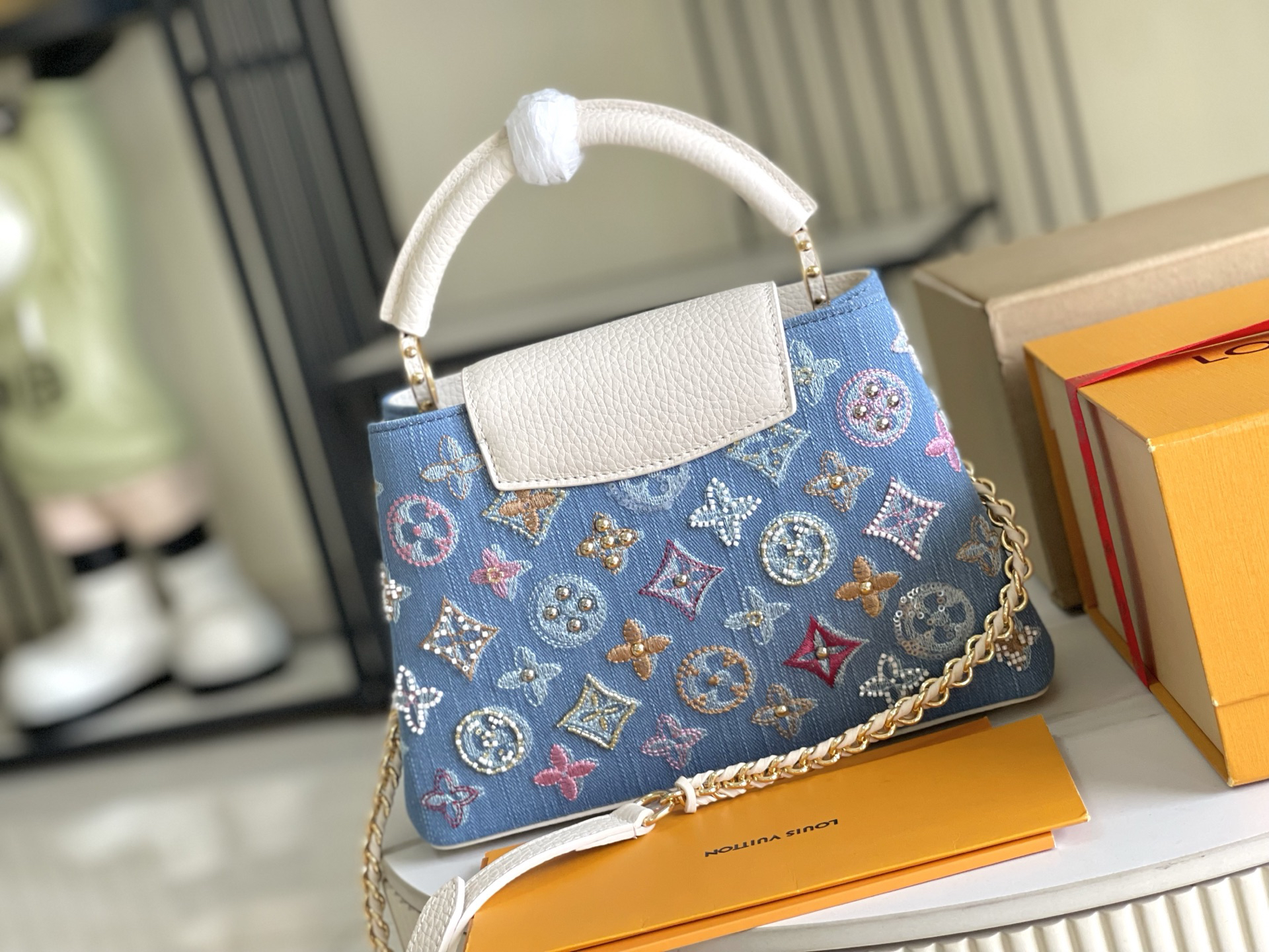 Capucines BB Handbag in Denim - Image 4
